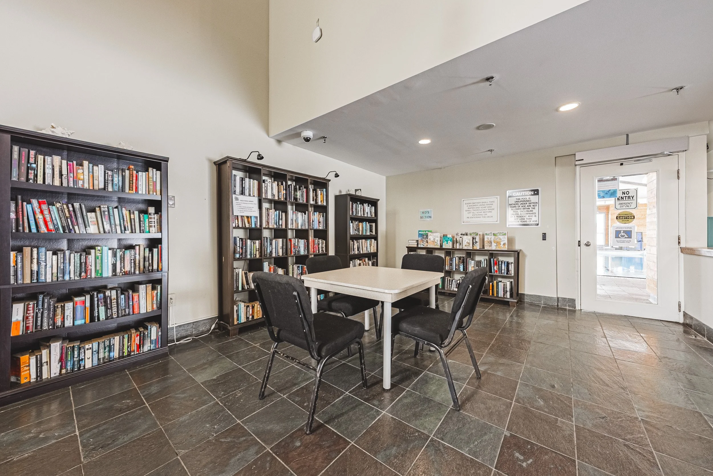 45 - 2155 Burnhamthorpe Rd W #1904, Mississauga.jpg