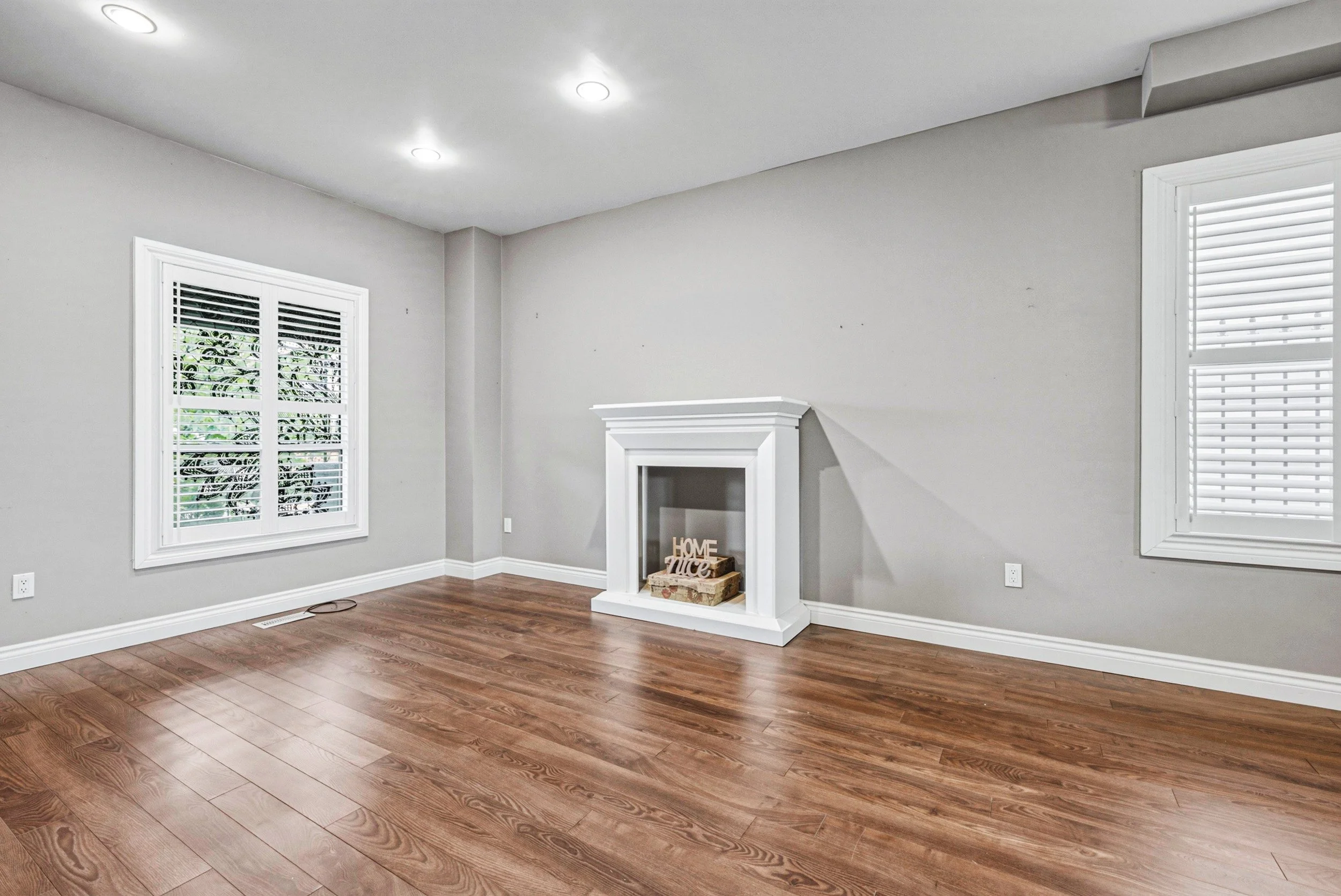 10 - 218 Grosvenor Ave N, Hamilton.jpg