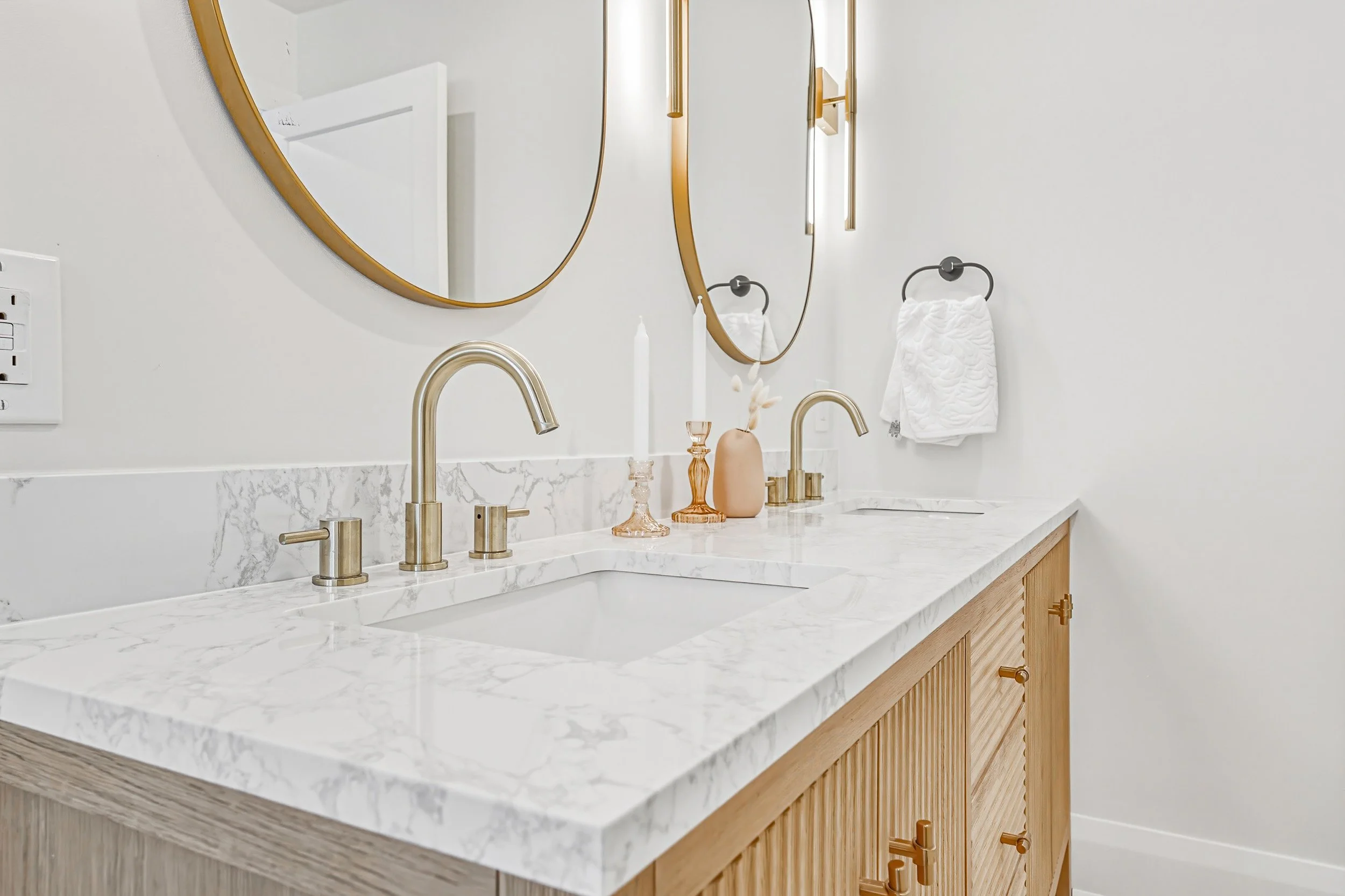 55 - 251 Glen Afton Dr, Burlington.jpg