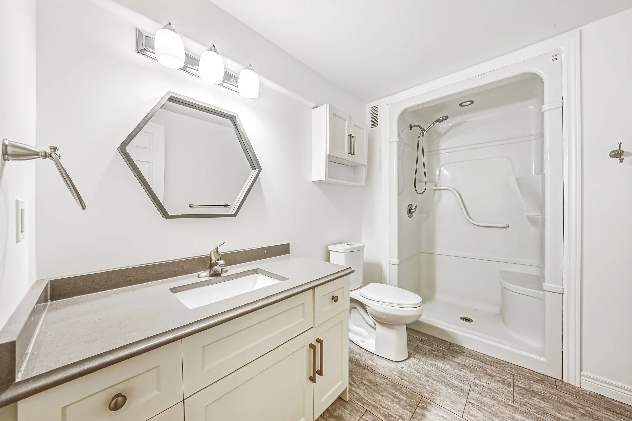 42 - 1 Phillips Court, Dunnville.jpg