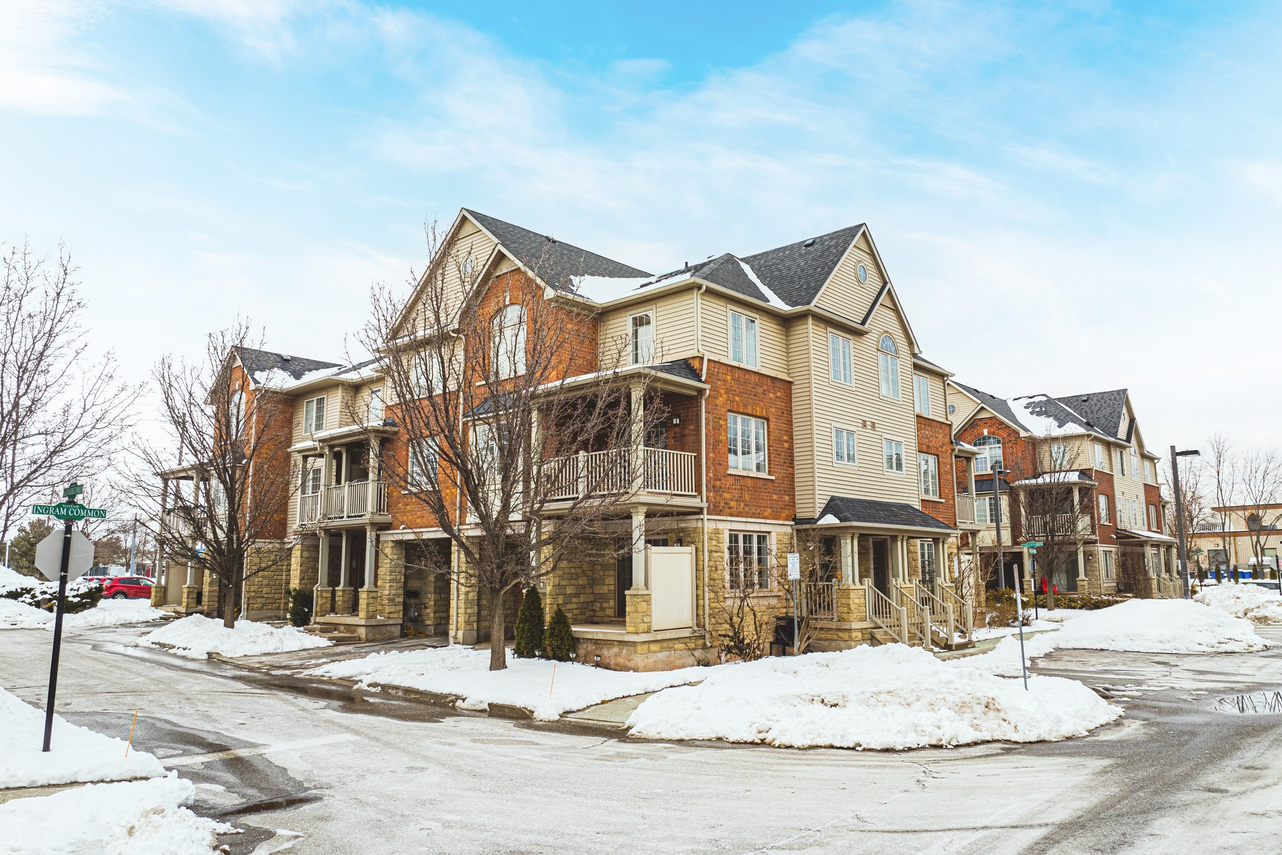 1 - 634 McConachie Common, Burlington.jpg