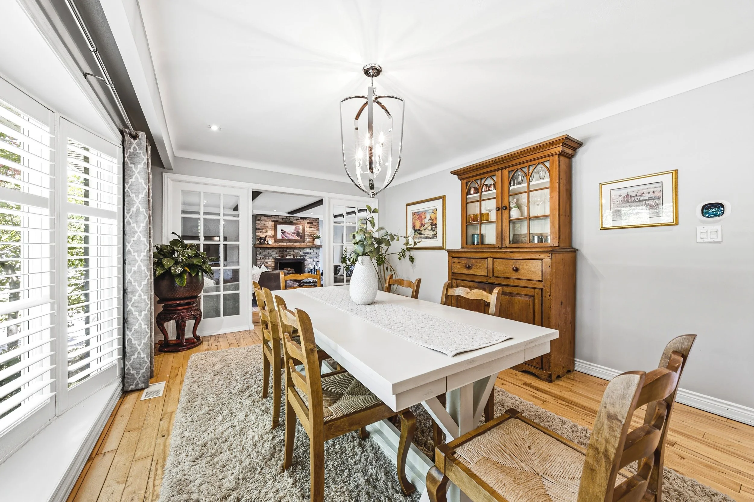12 - 3384 Manfred Dr, Burlington.jpg