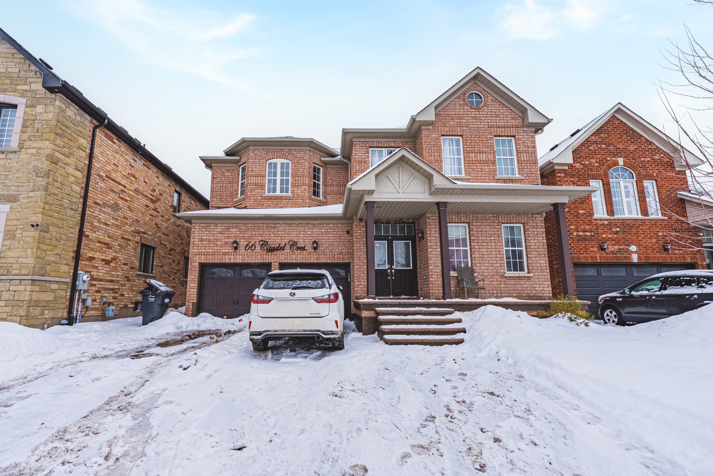 3 - 66 Citadel Cres, Brampton.jpg