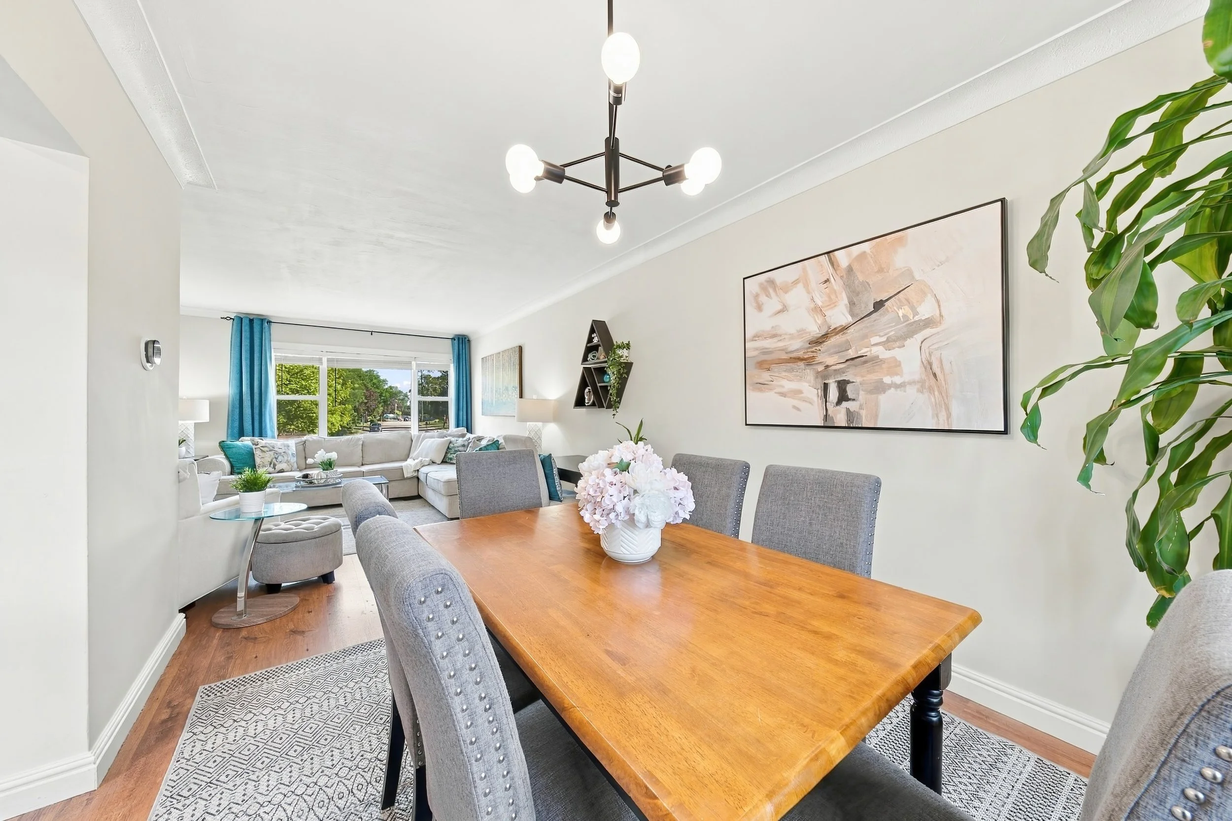 14 - 2301 Barclay Rd, Burlington.jpg