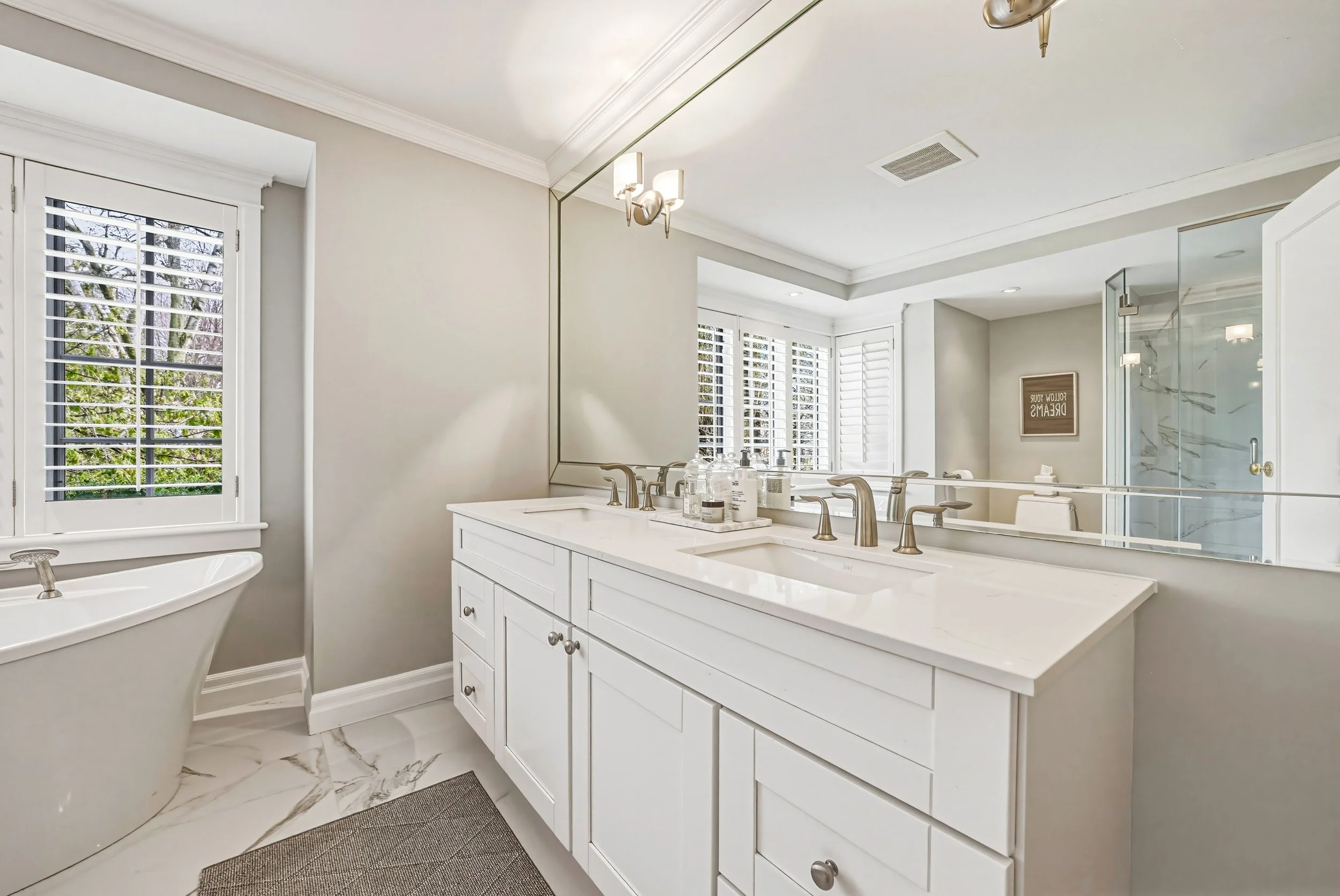 27 - 7 Colonial Cres, Oakville.jpg