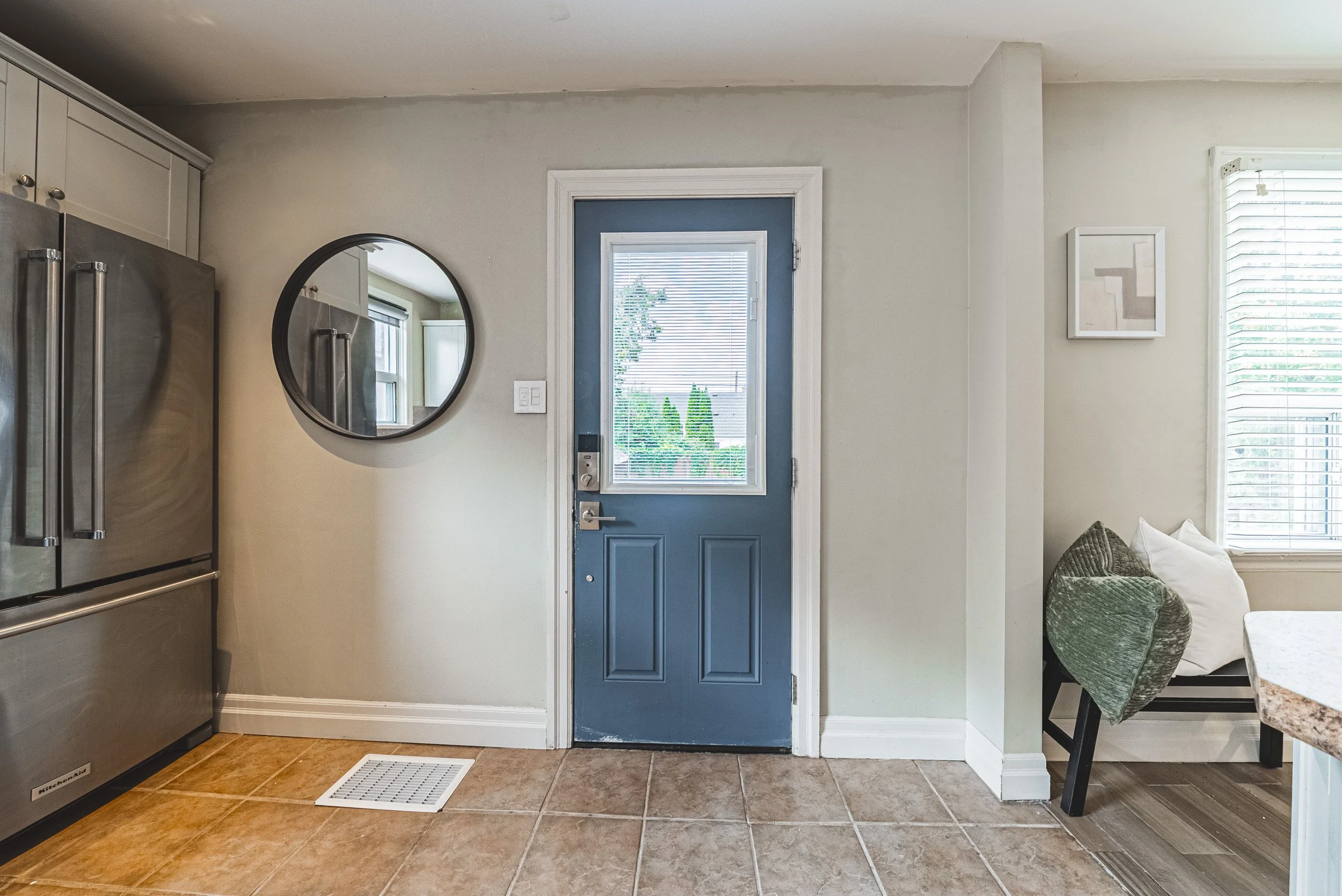 21-212 Rodgers road. Hamilton.jpg