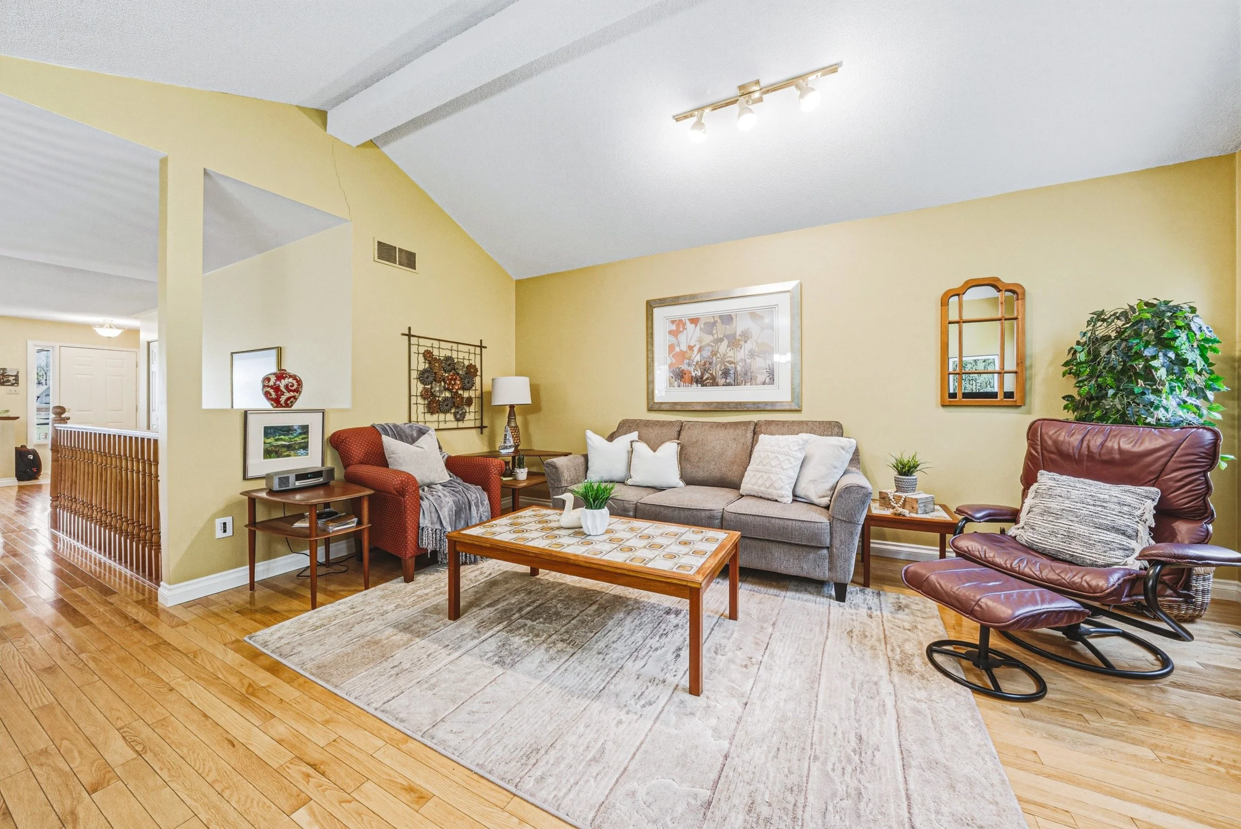 17 - 48 Tanager Dr, Guelph.jpg