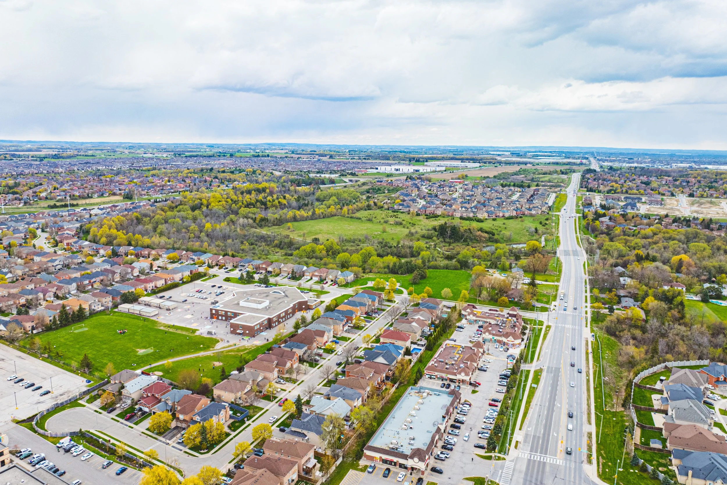 35 - 306 Victoria Rd, Guelph.jpg