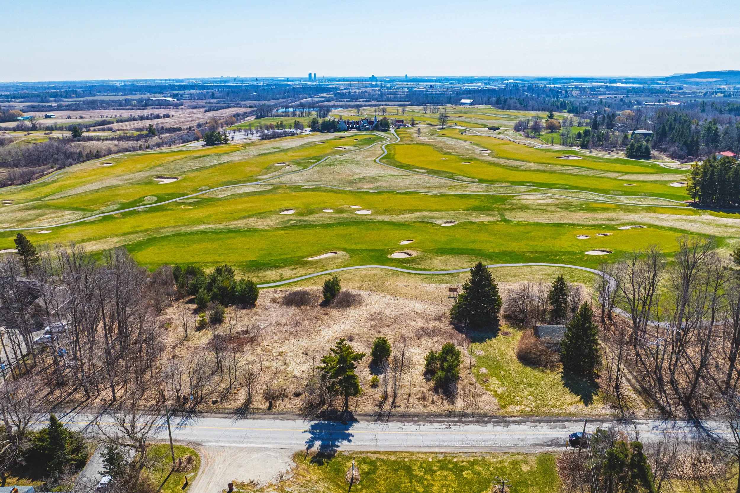 11 - 8220 10th Sideroad, Milton.jpg