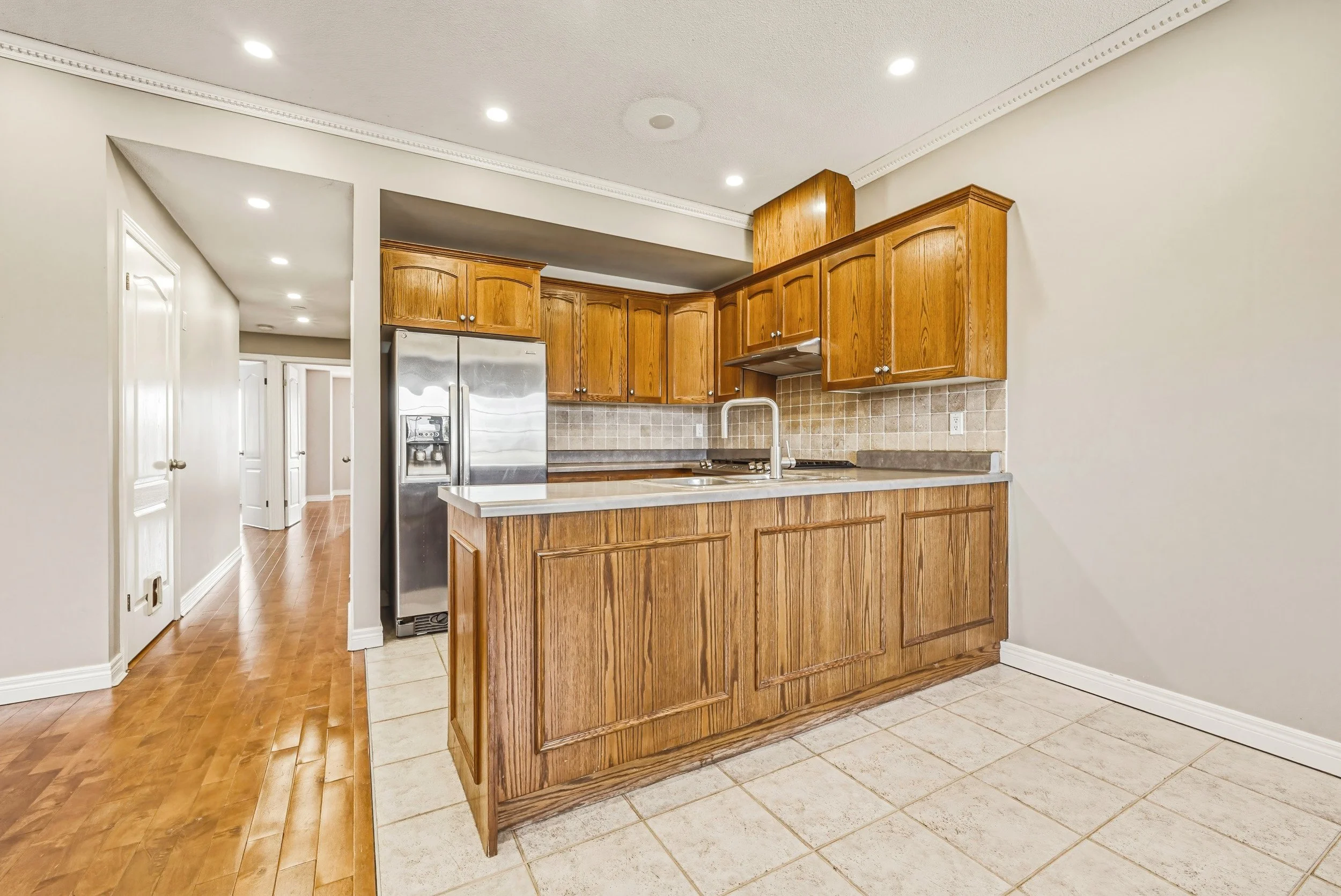 9 - 2 Harbour Dr #14, Stoney Creek.jpg