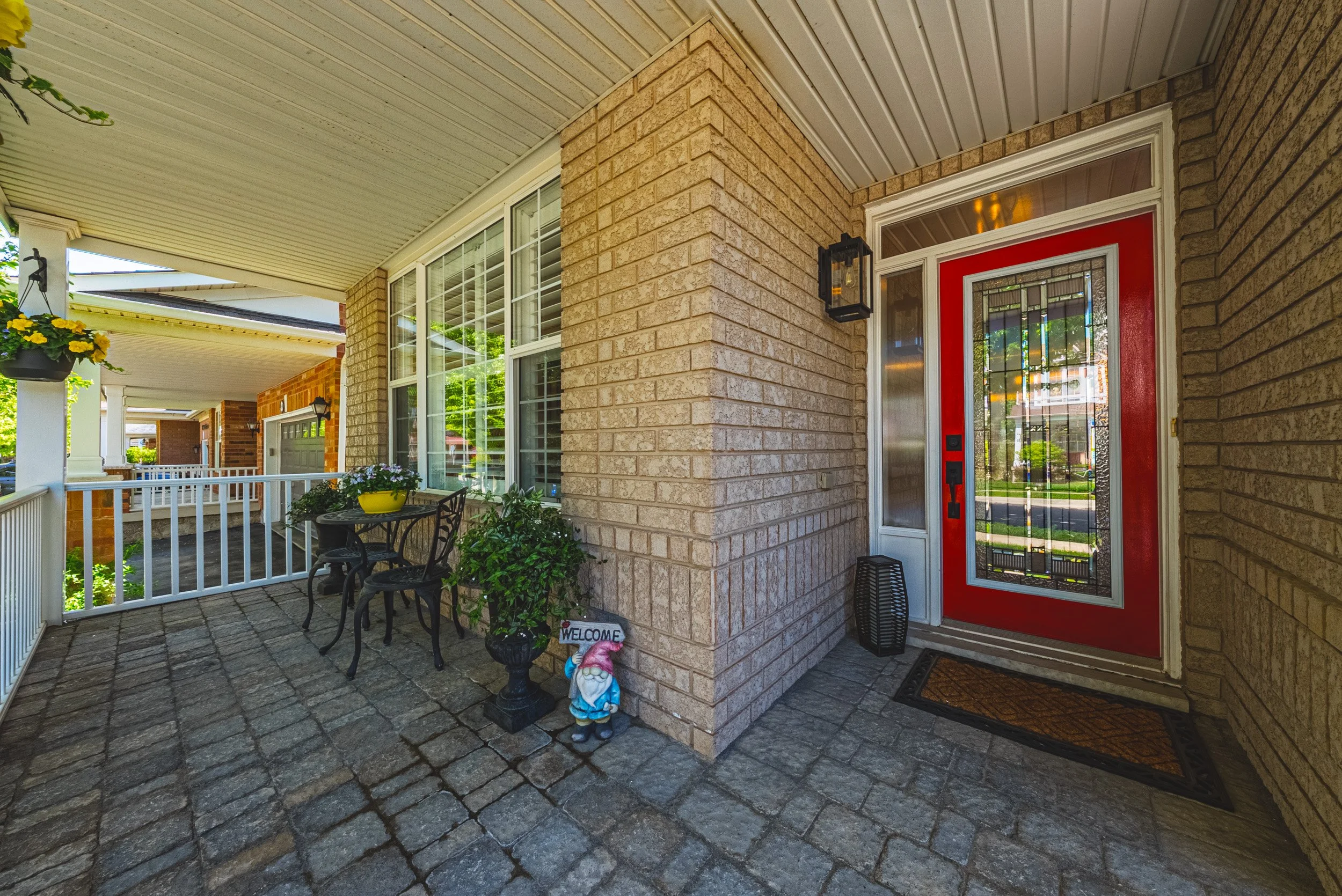 3 - 1588 Ramshaw Cres, Milton.jpg
