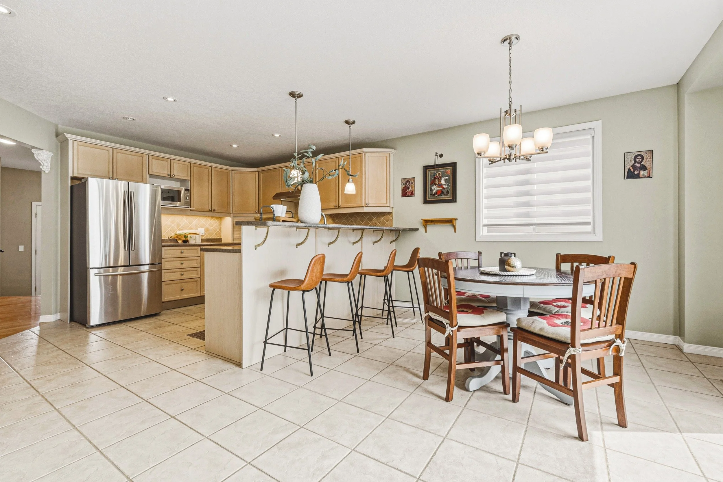 10 - 228 Holbeach Cres, Waterloo.jpg