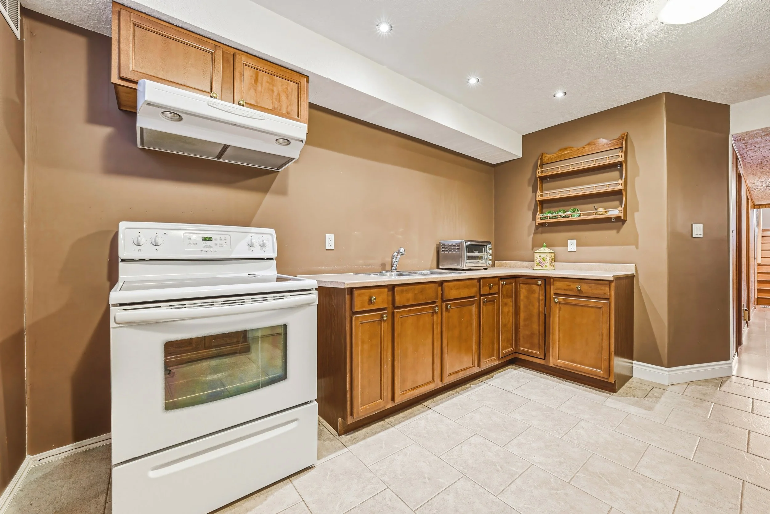 31 - 117 Stonyburn Cres, Cambridge.jpg