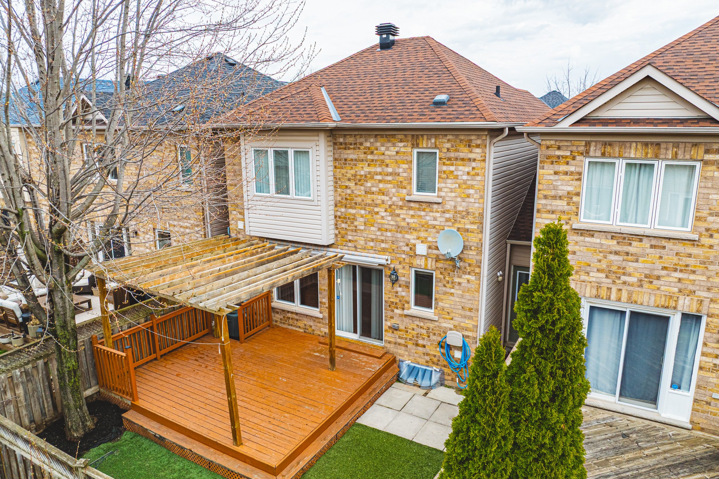 30 - 2412 Curtis Rd, Burlington.jpg