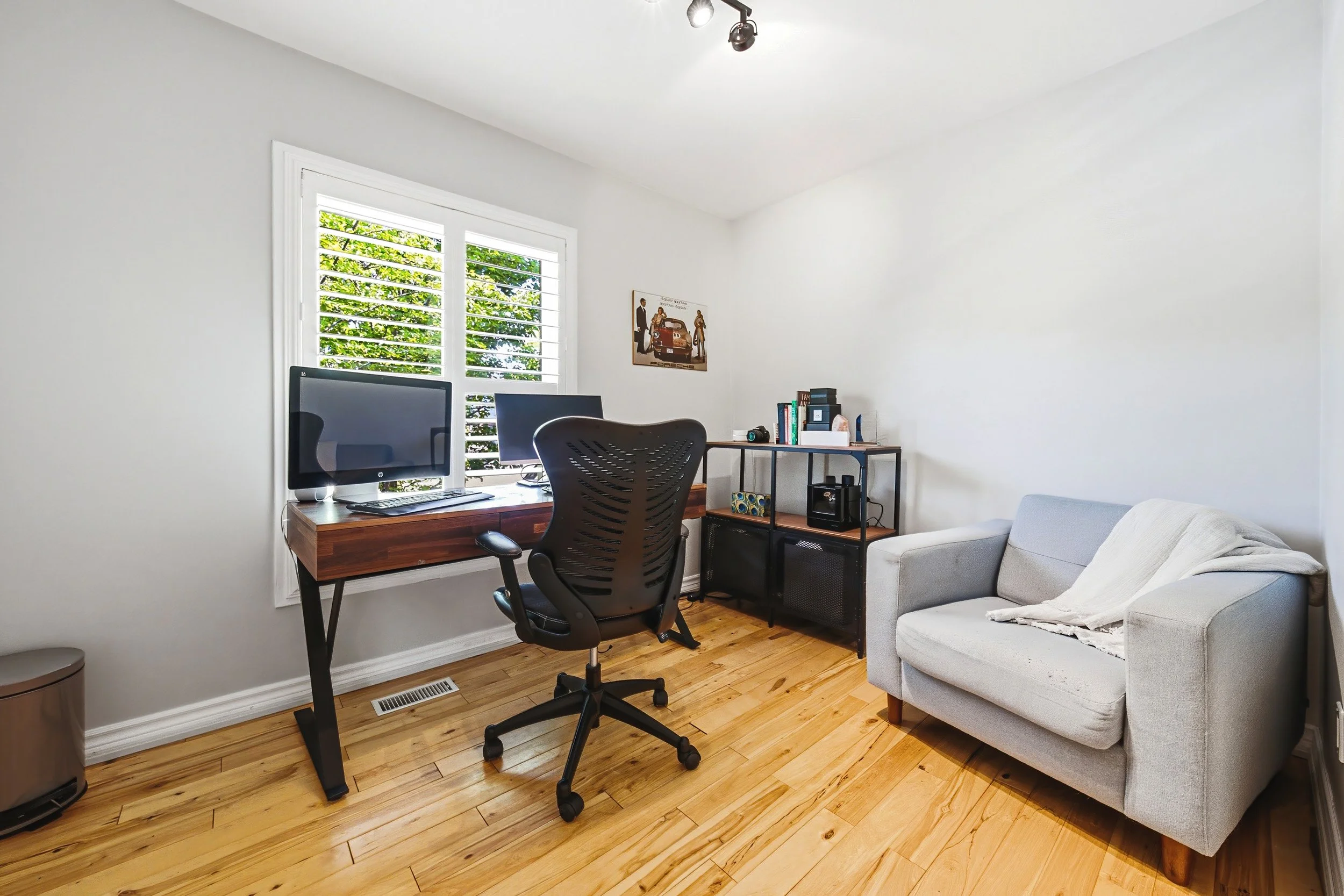 27 - 3384 Manfred Dr, Burlington.jpg