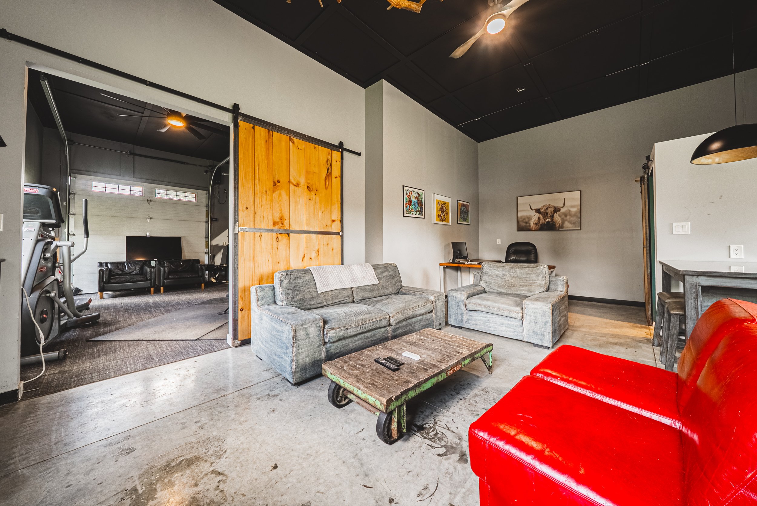 49-595 Mt Pleasant Rd Brantford.jpg