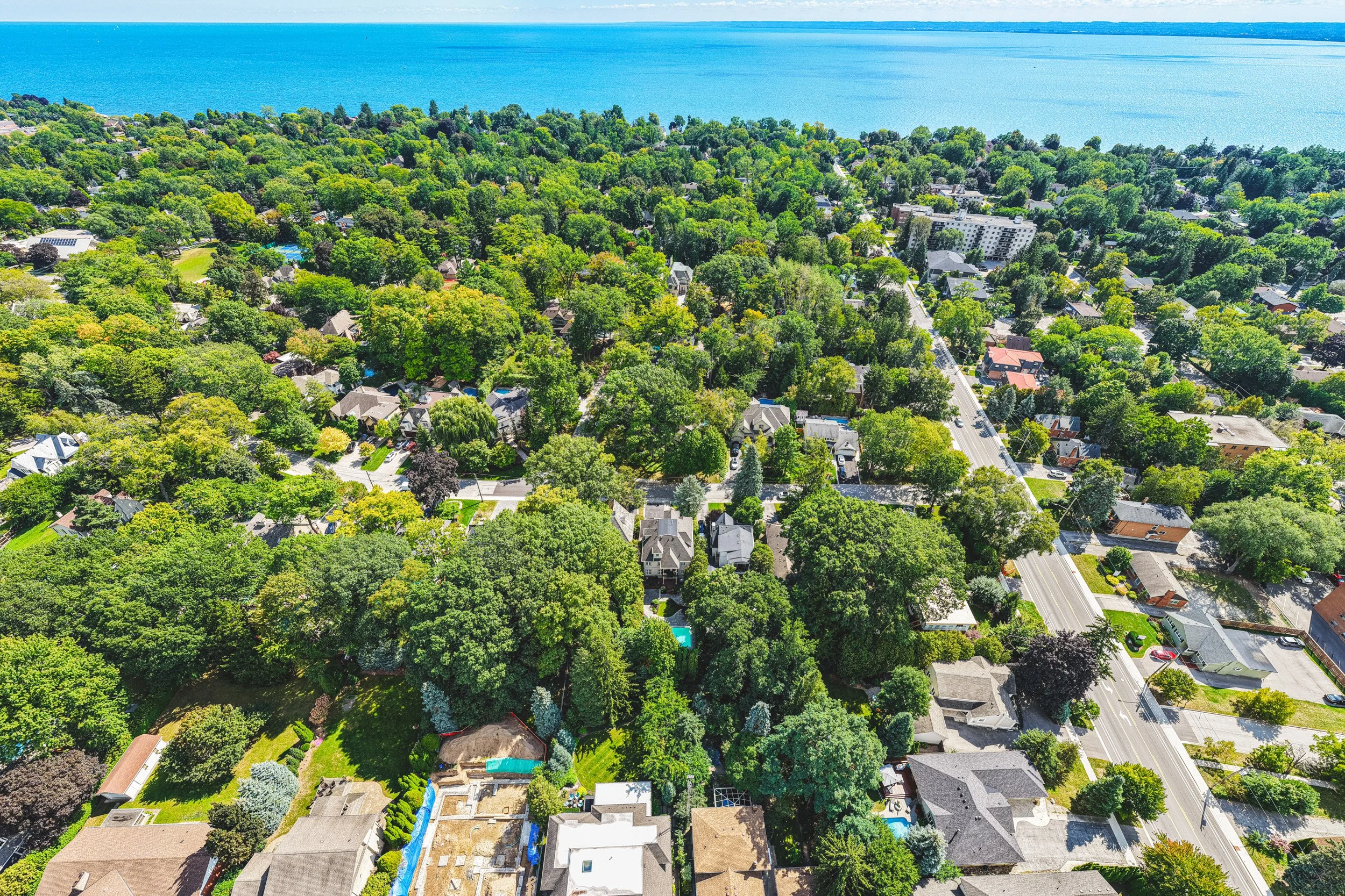 76 - 3021 Woodland Park Dr, Burlington.jpg