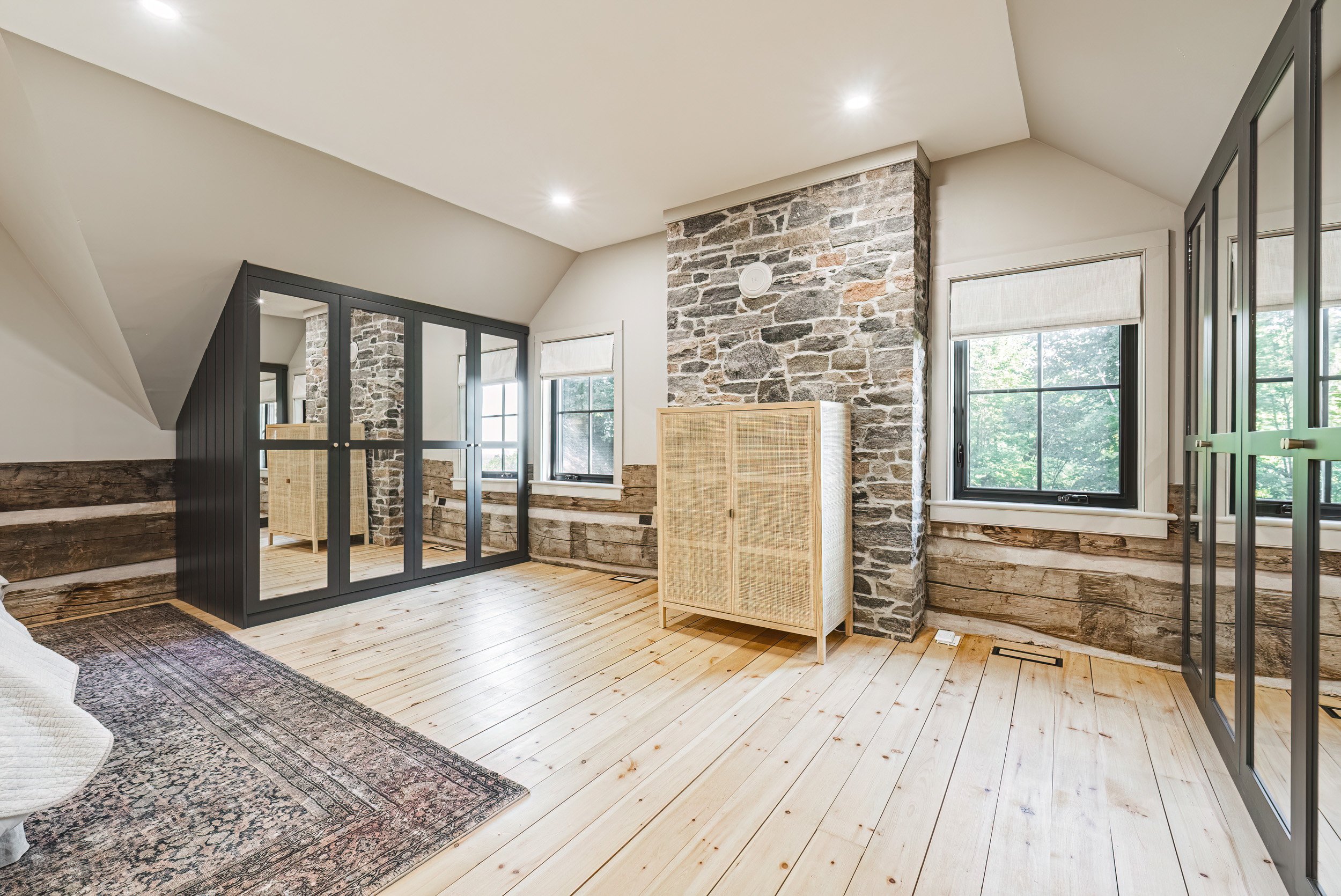 68 - 7399 Bell School Line, Milton.jpg