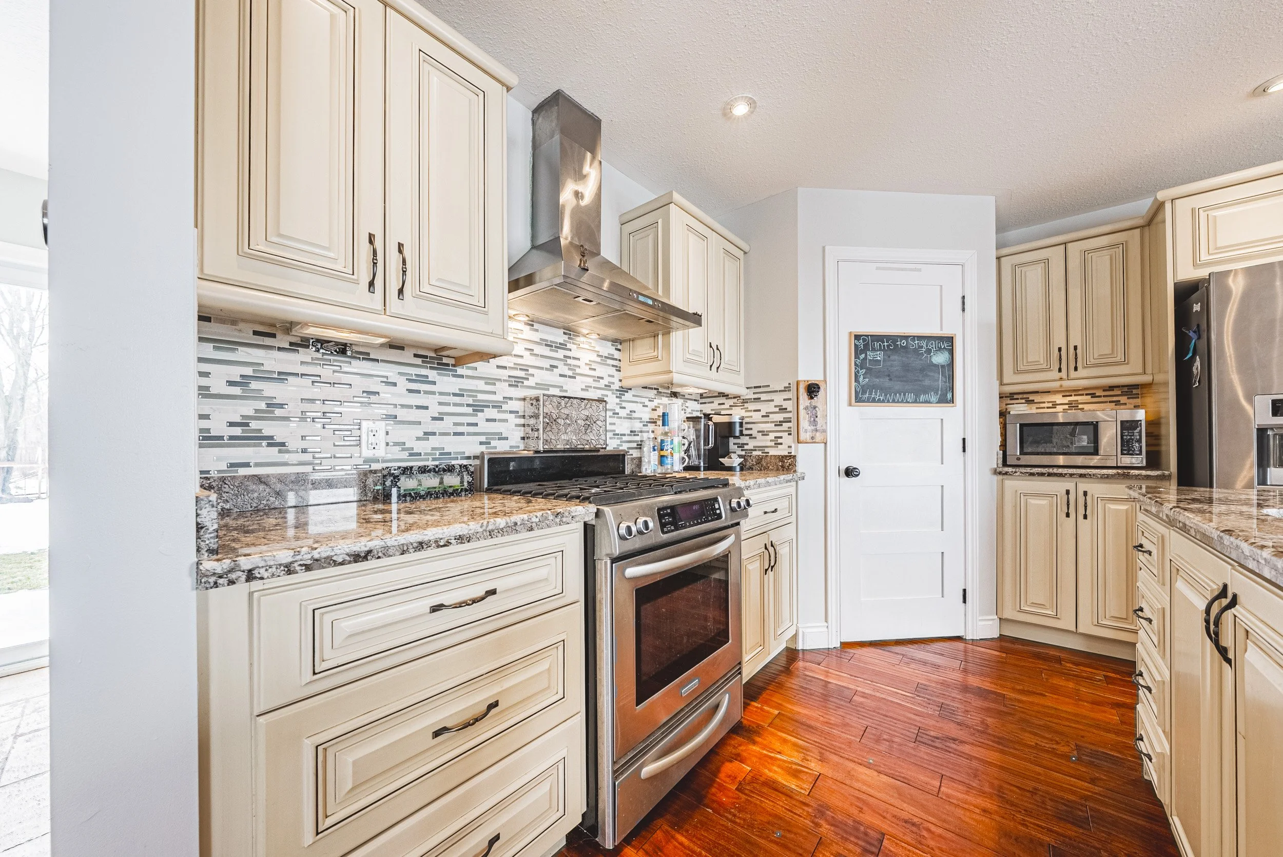 10 - 2801 North Shore, Wainfleet.jpg