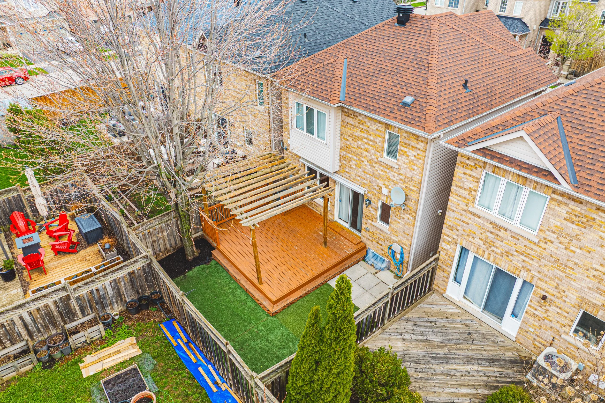 32 - 2412 Curtis Rd, Burlington.jpg