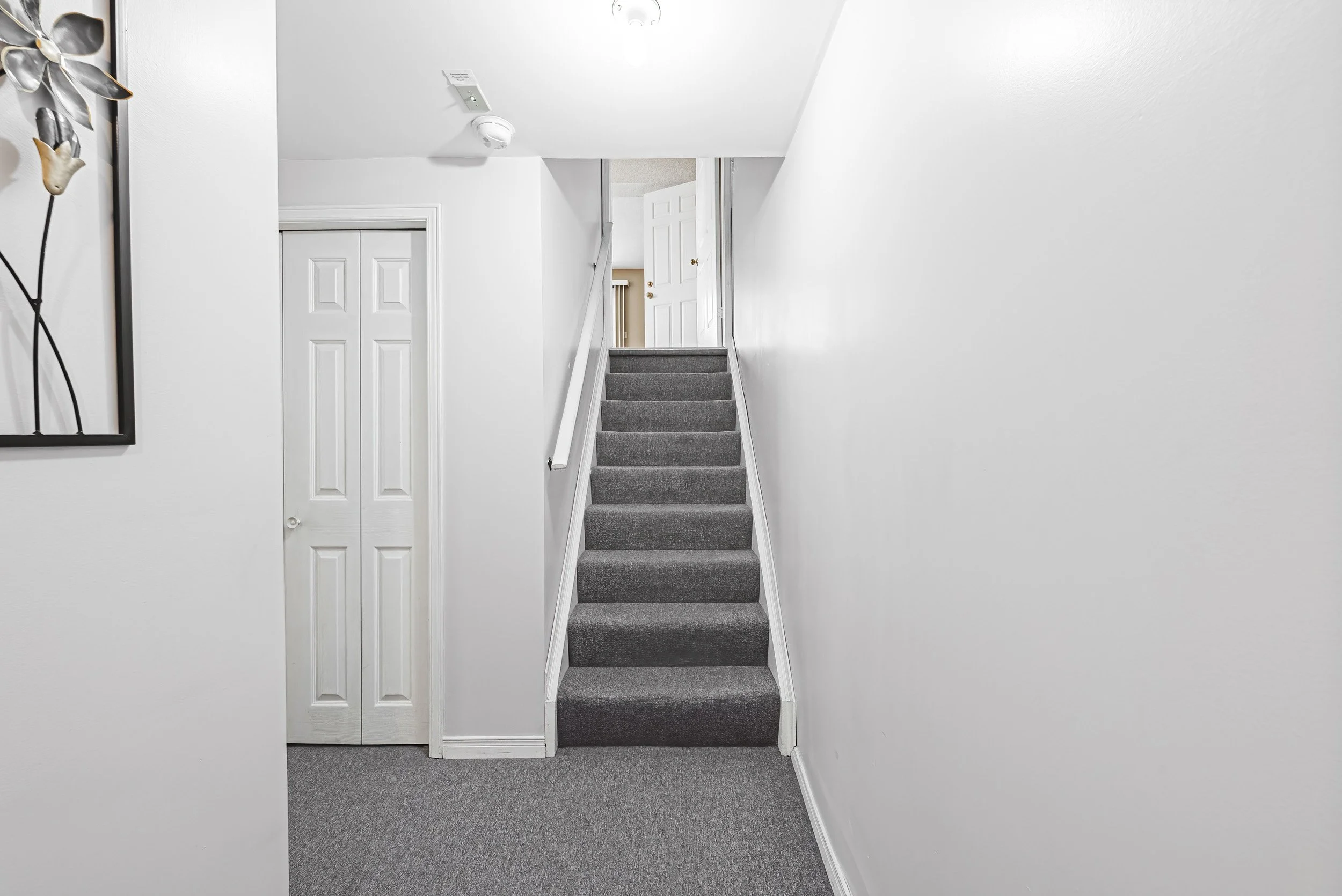 32 - 565 Stone Church Rd W, Hamilton.jpg