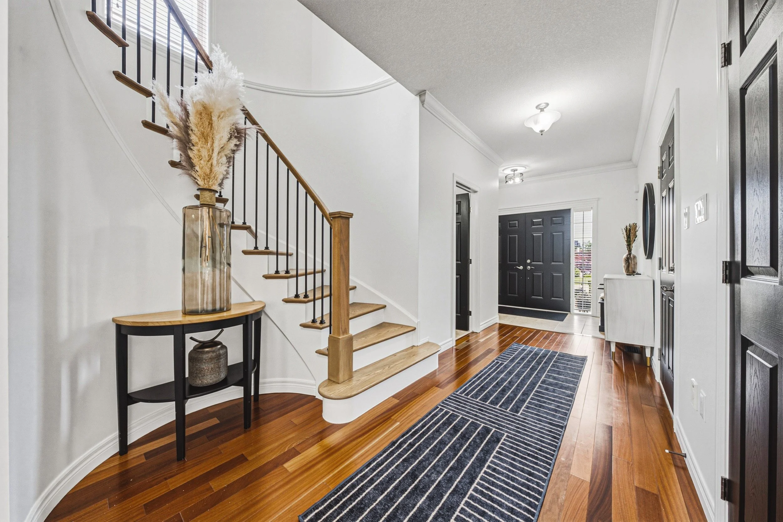 10 - 20 Degrow Cres, Binbrook.jpg