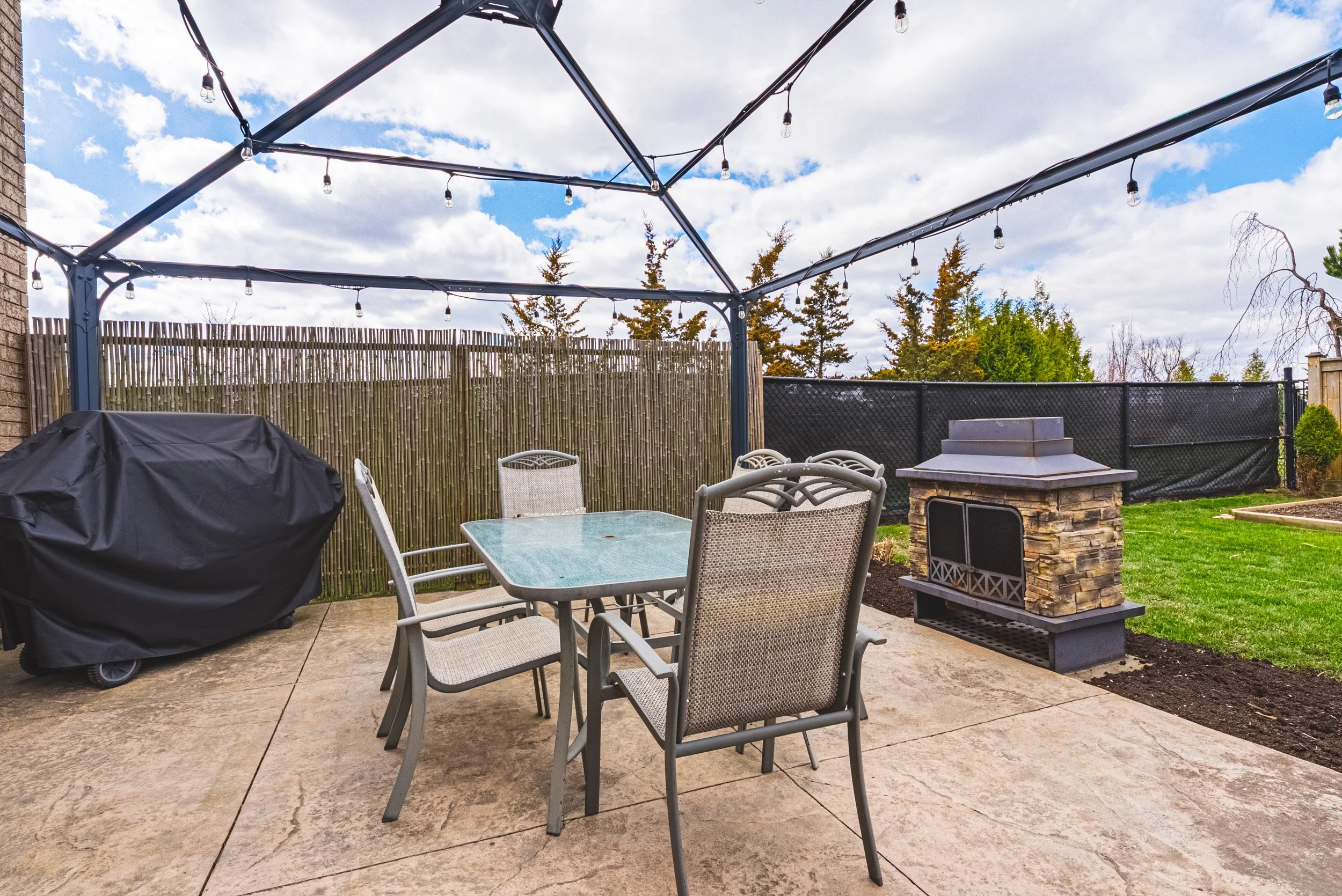 44 - 419 Dicenzo Dr, Hamilton.jpg