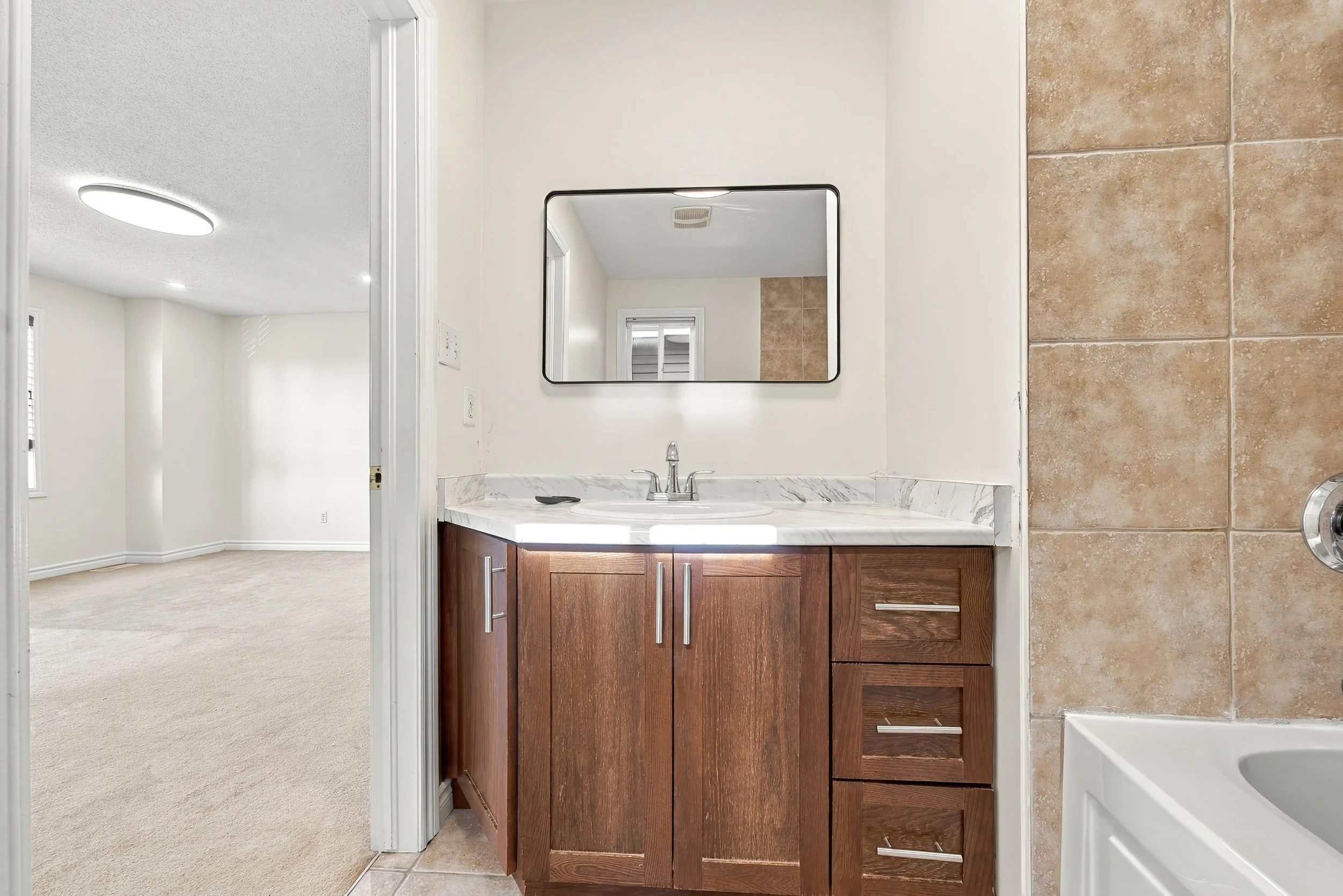 27-35 Thames Wy Hamilton.jpg