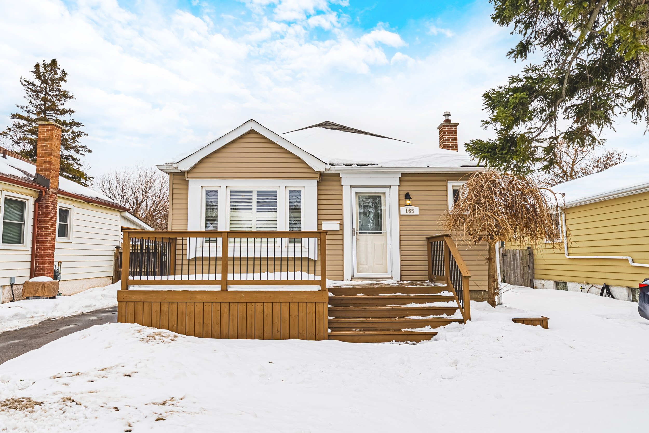 4 - 165 E 38th St, Hamilton.jpg