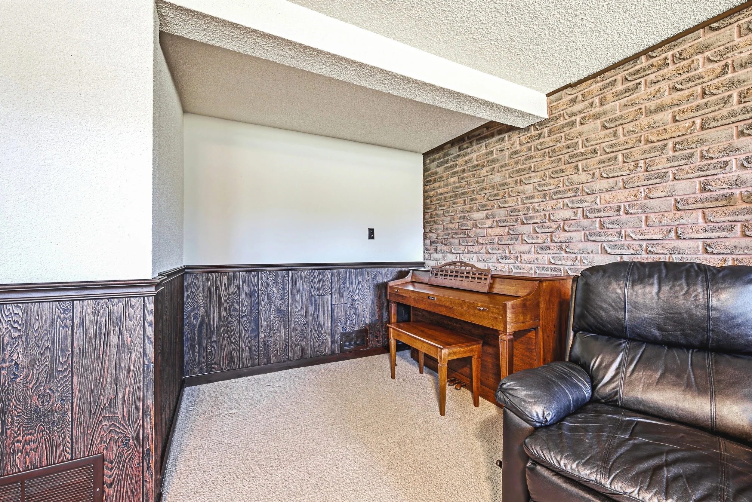 22 - 381 Commercial St, Milton.jpg