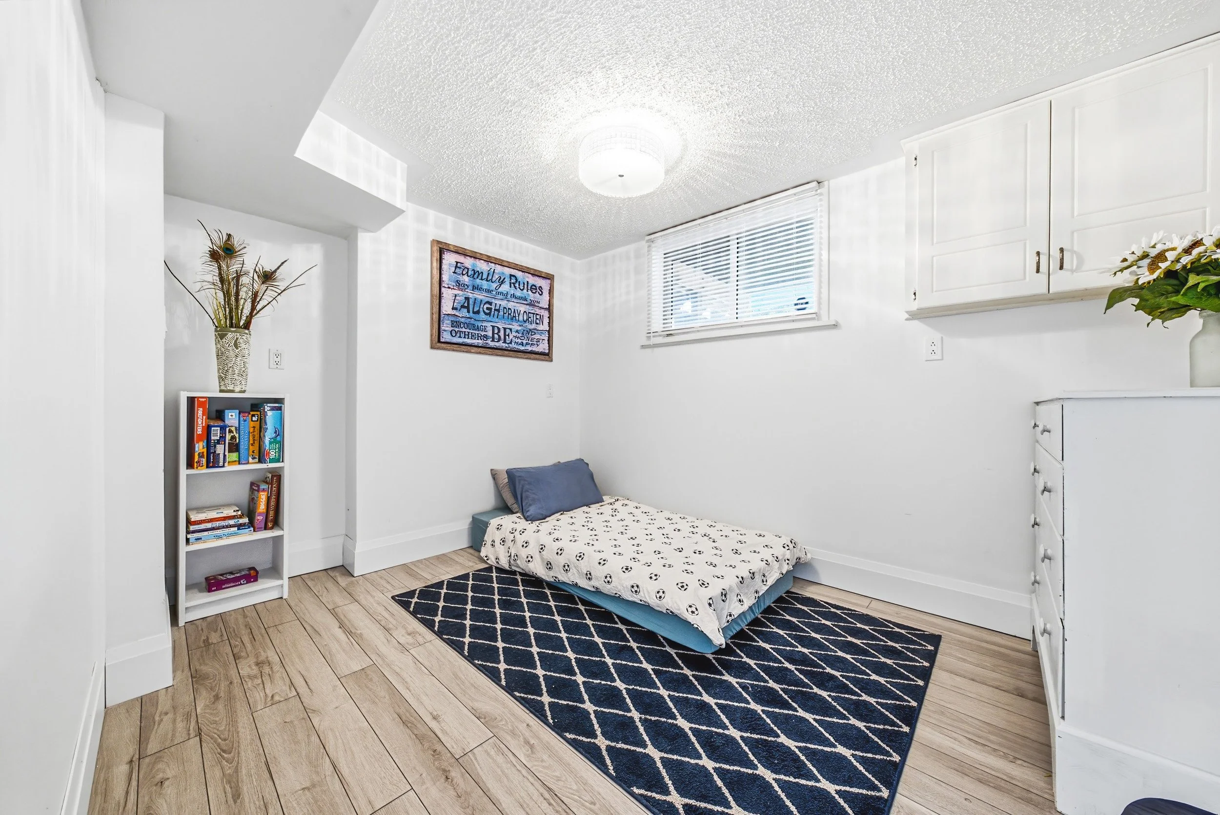 34 - 364 Fennell Ave W, Hamilton.jpg