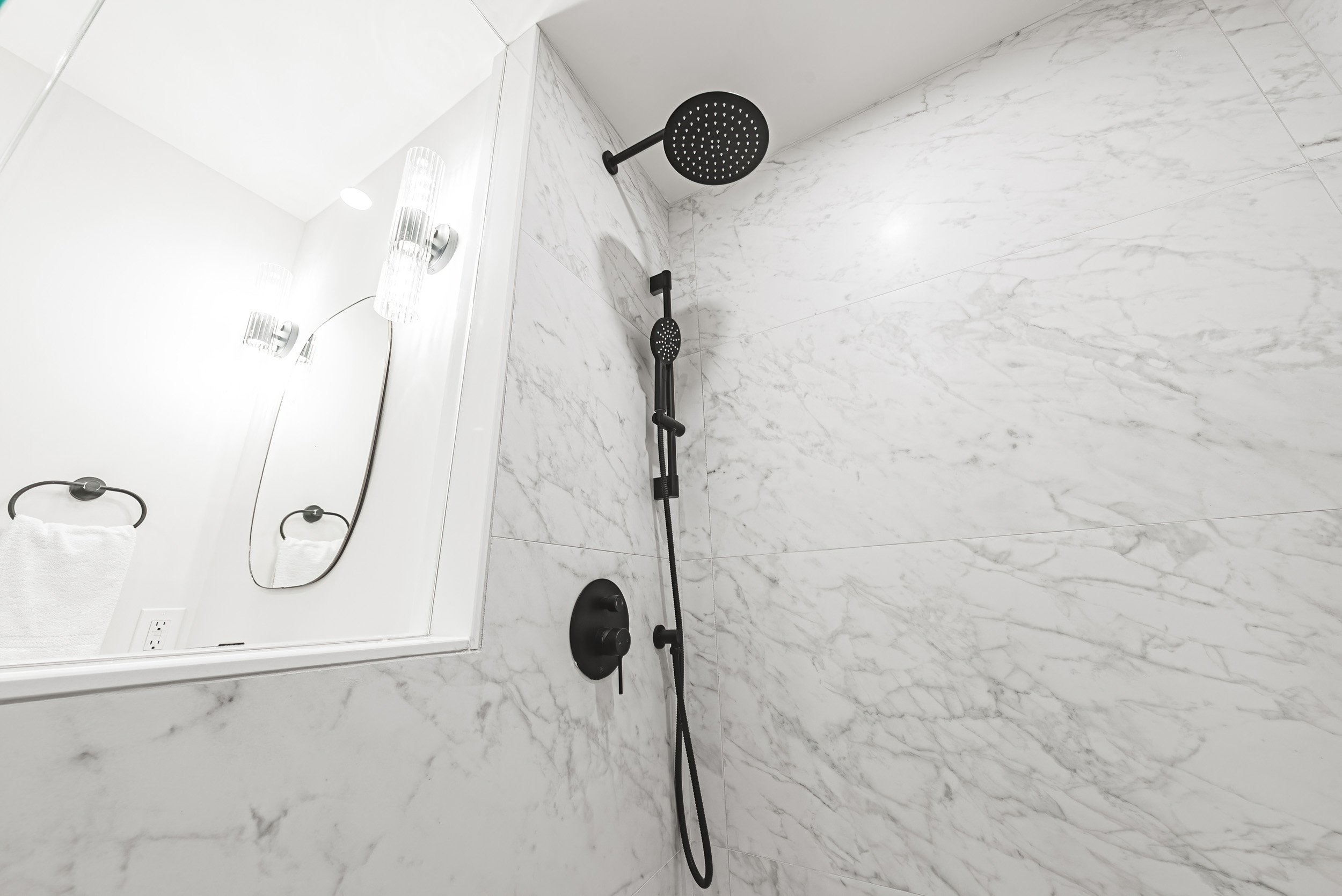 68 - 251 Glen Afton Dr, Burlington.jpg