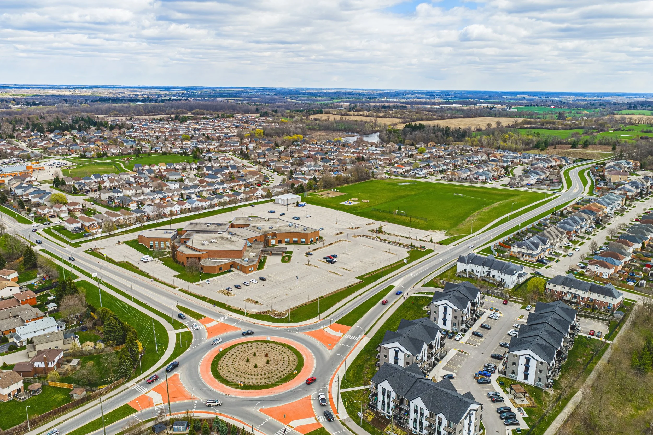 46 - 117 Stonyburn Cres, Cambridge.jpg