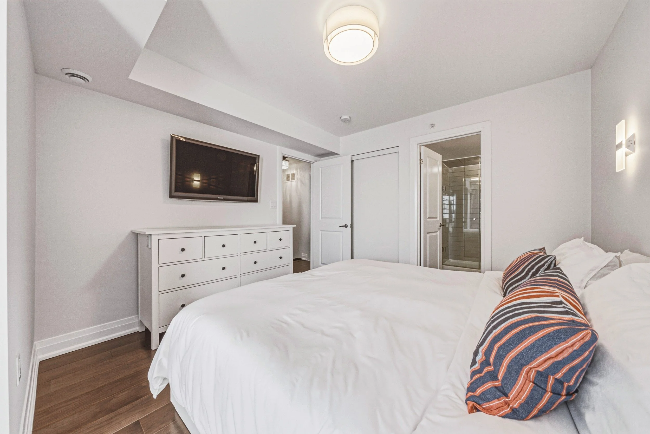 19 - 10 Drummond St #505, Etobicoke.jpg