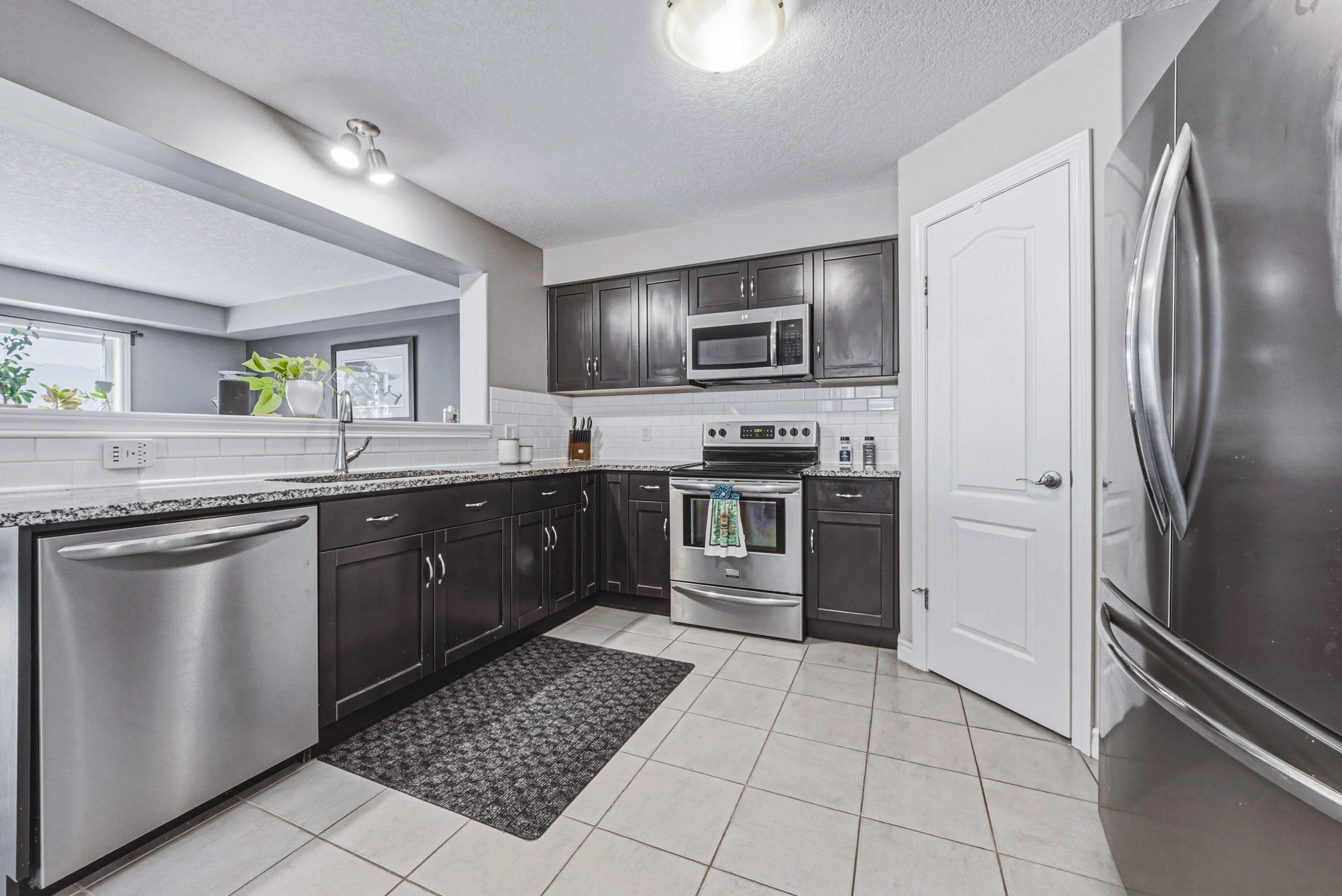 10 - 93 Couling Cres, Guelph.jpg