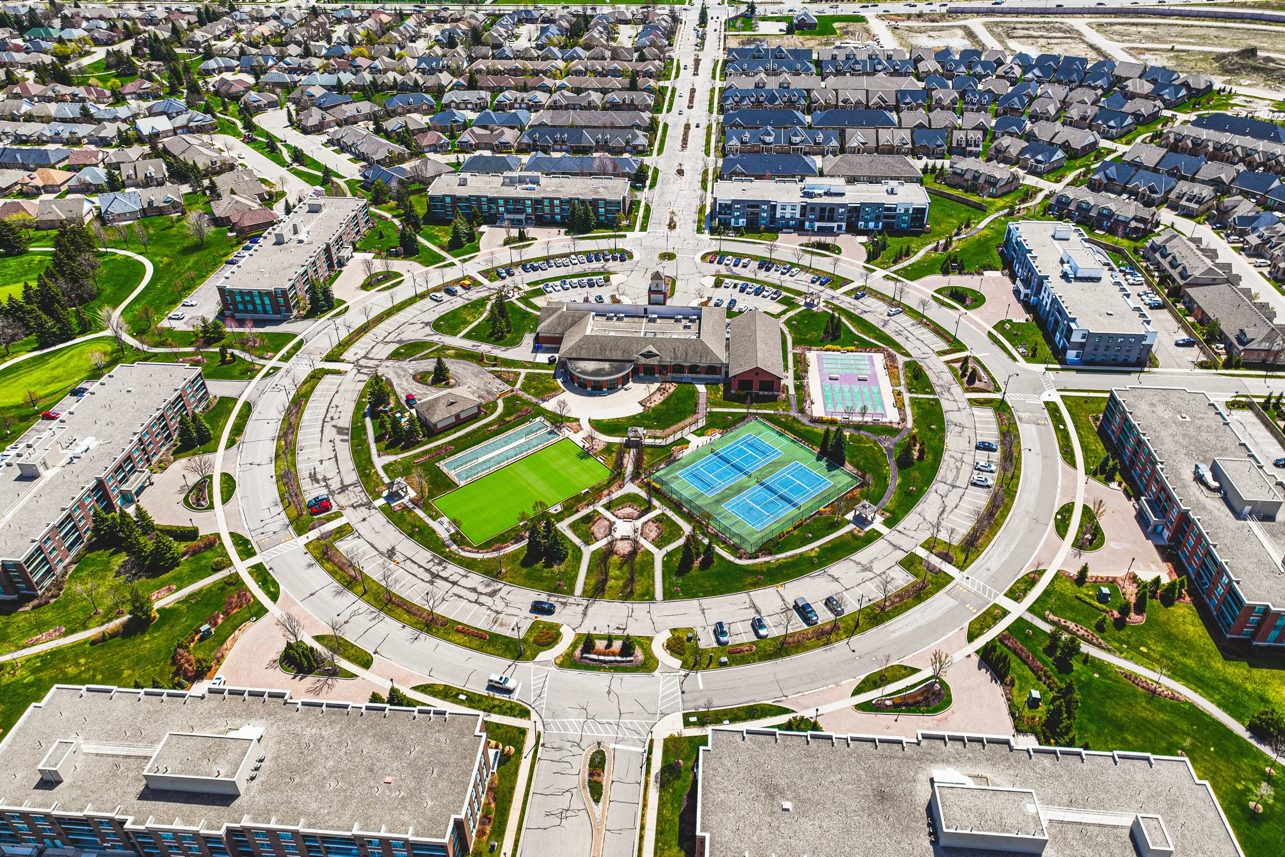 27 - 60 Via Rosedale #316, Brampton.jpg