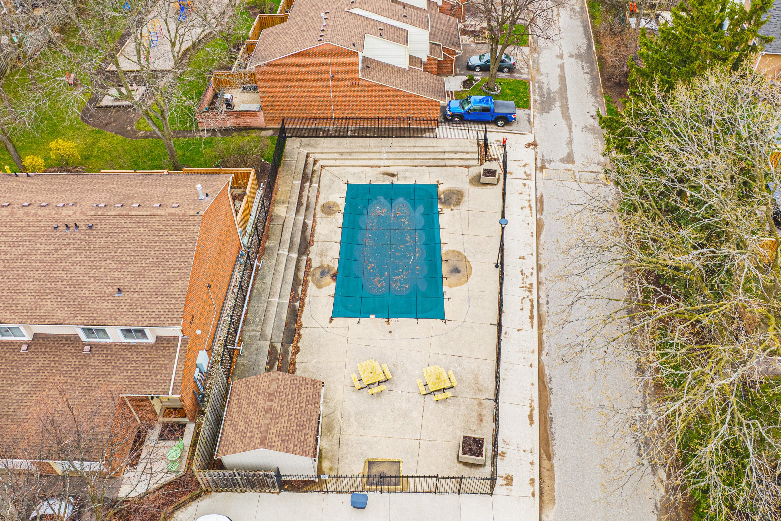 36 - 1576 Newlands Cres #60, Burlington.jpg