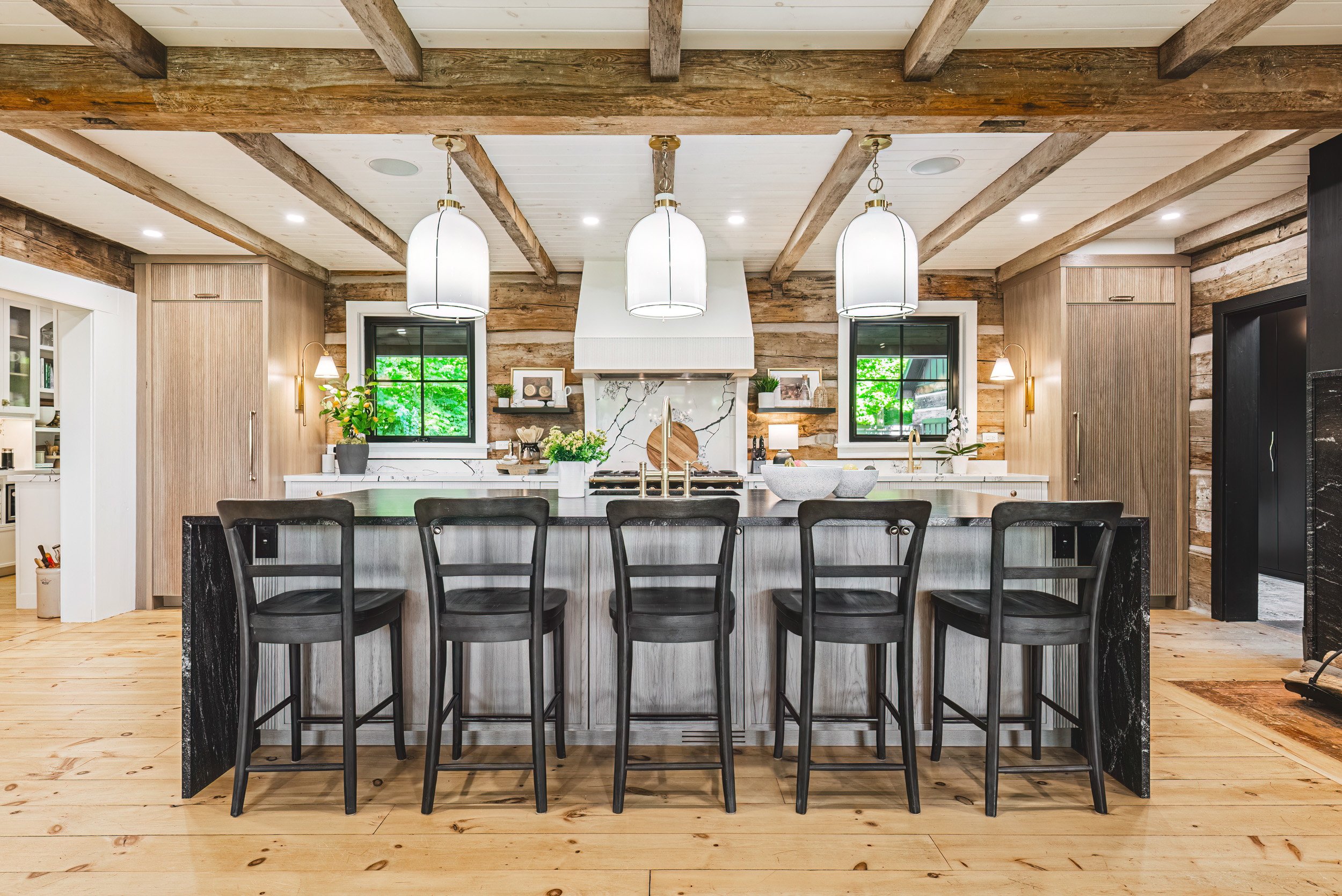 11 - 7399 Bell School Line, Milton.jpg