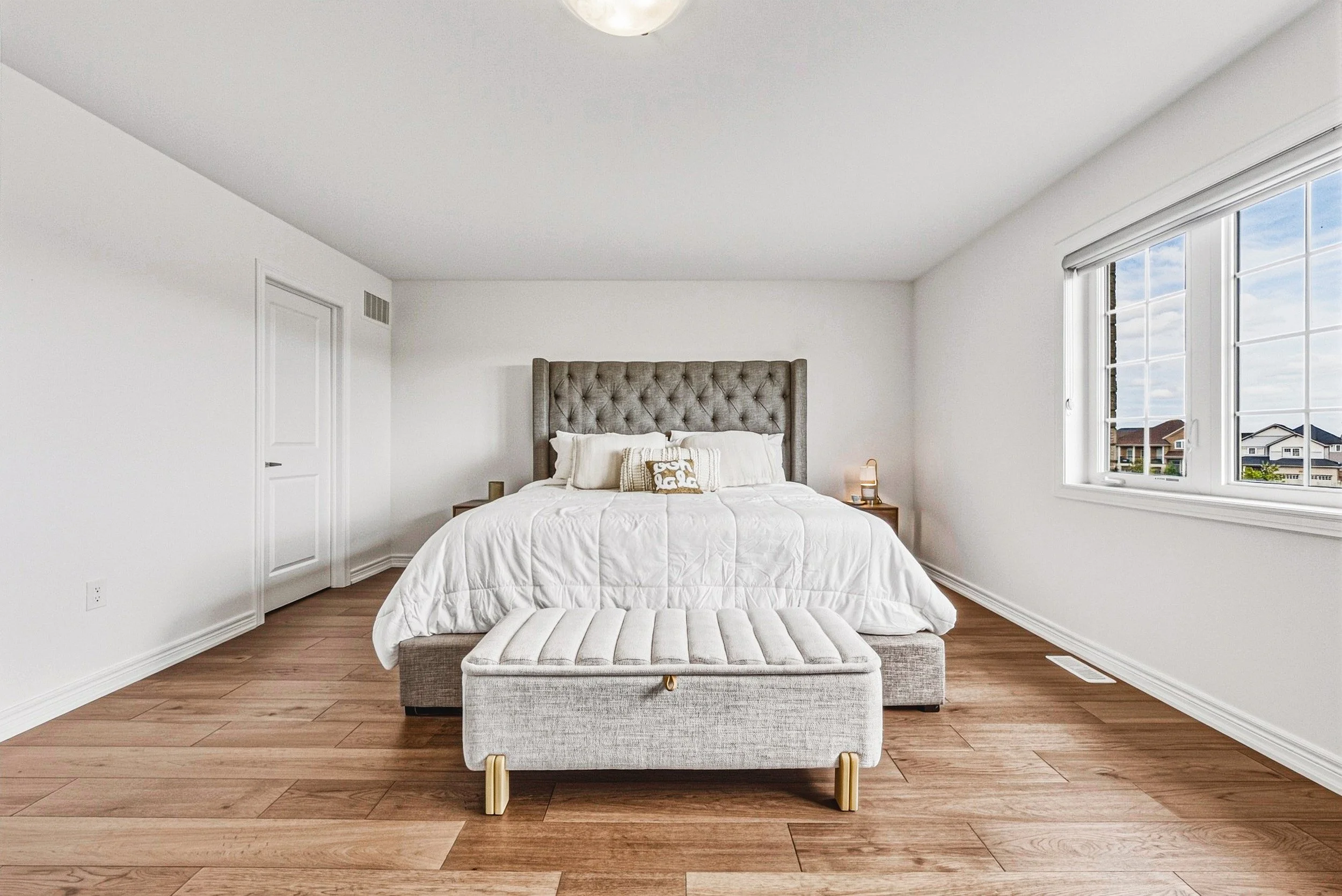 30 - 733 Gilmour Cres, Shelburne.jpg