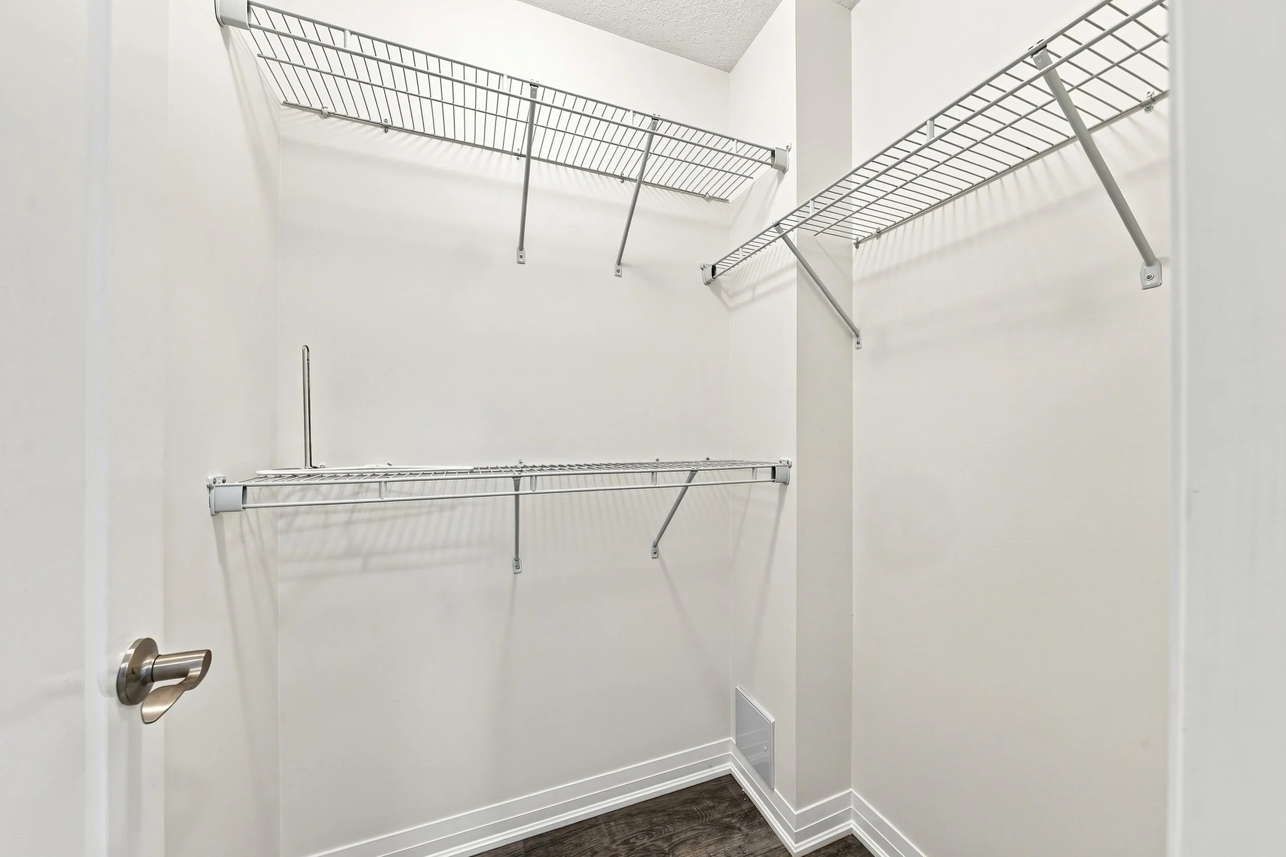 28 - 94 Laguna Village Cres, Hamilton.jpg