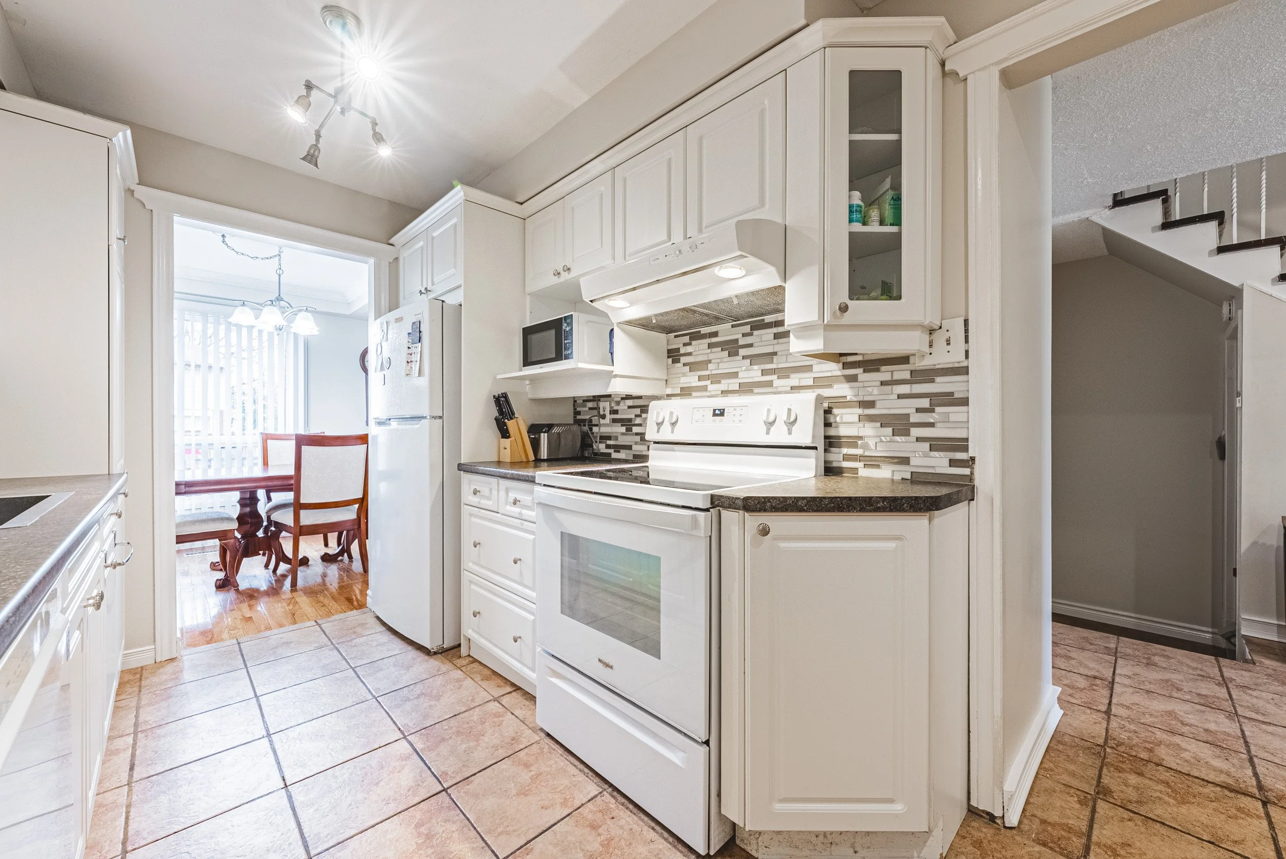 13 - 1576 Newlands Cres #60, Burlington.jpg