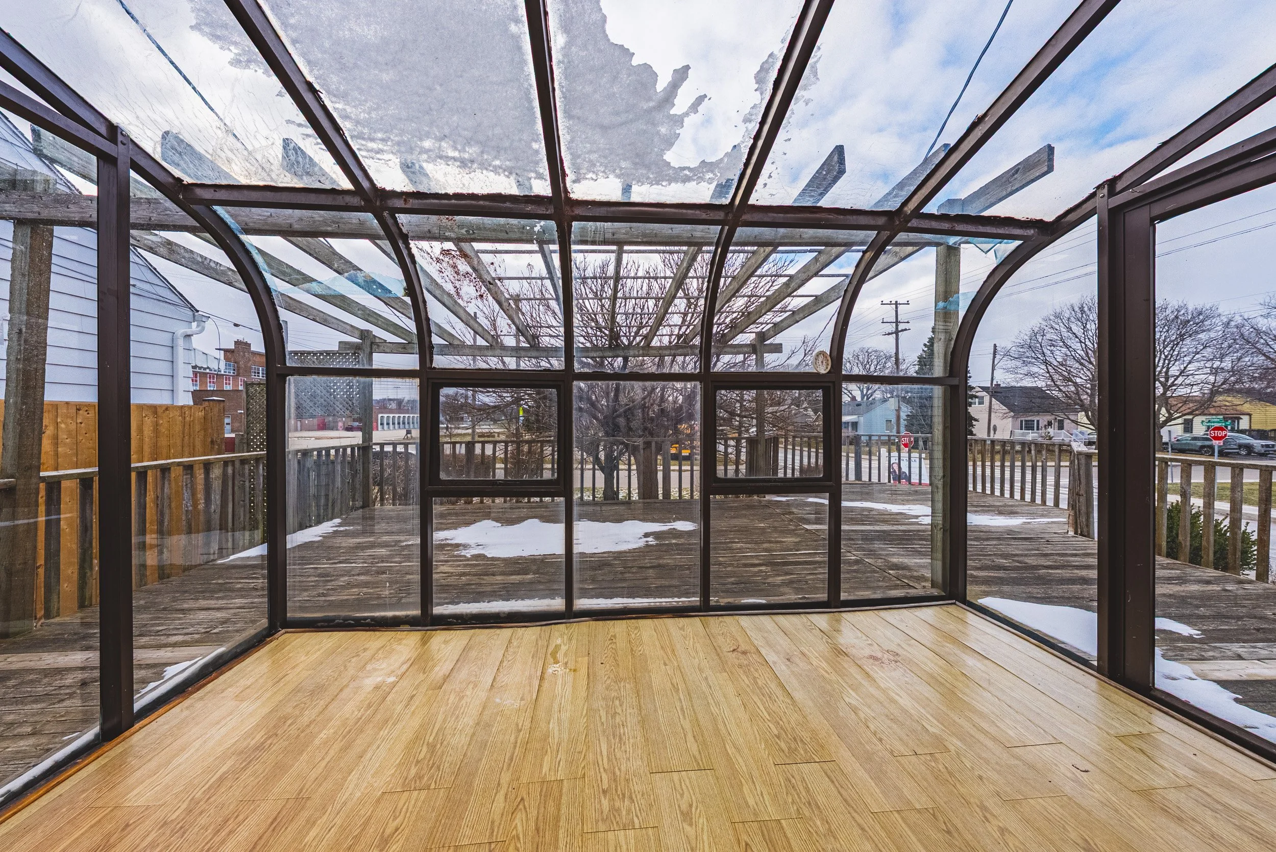 24 - 1124 Dunsmure, Hamilton.jpg