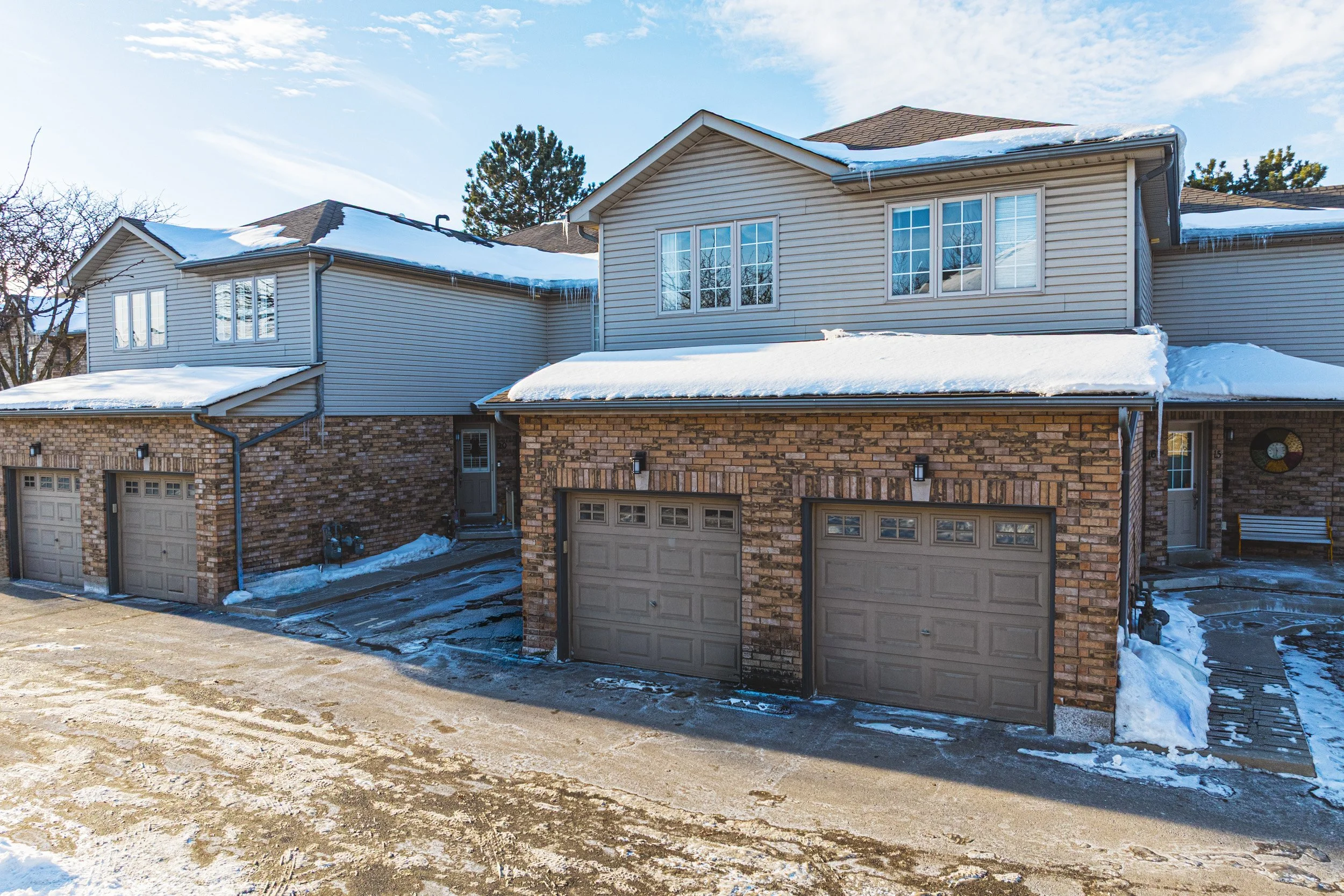 1 - 705 Cumberland Ave #18, Burlington.jpg