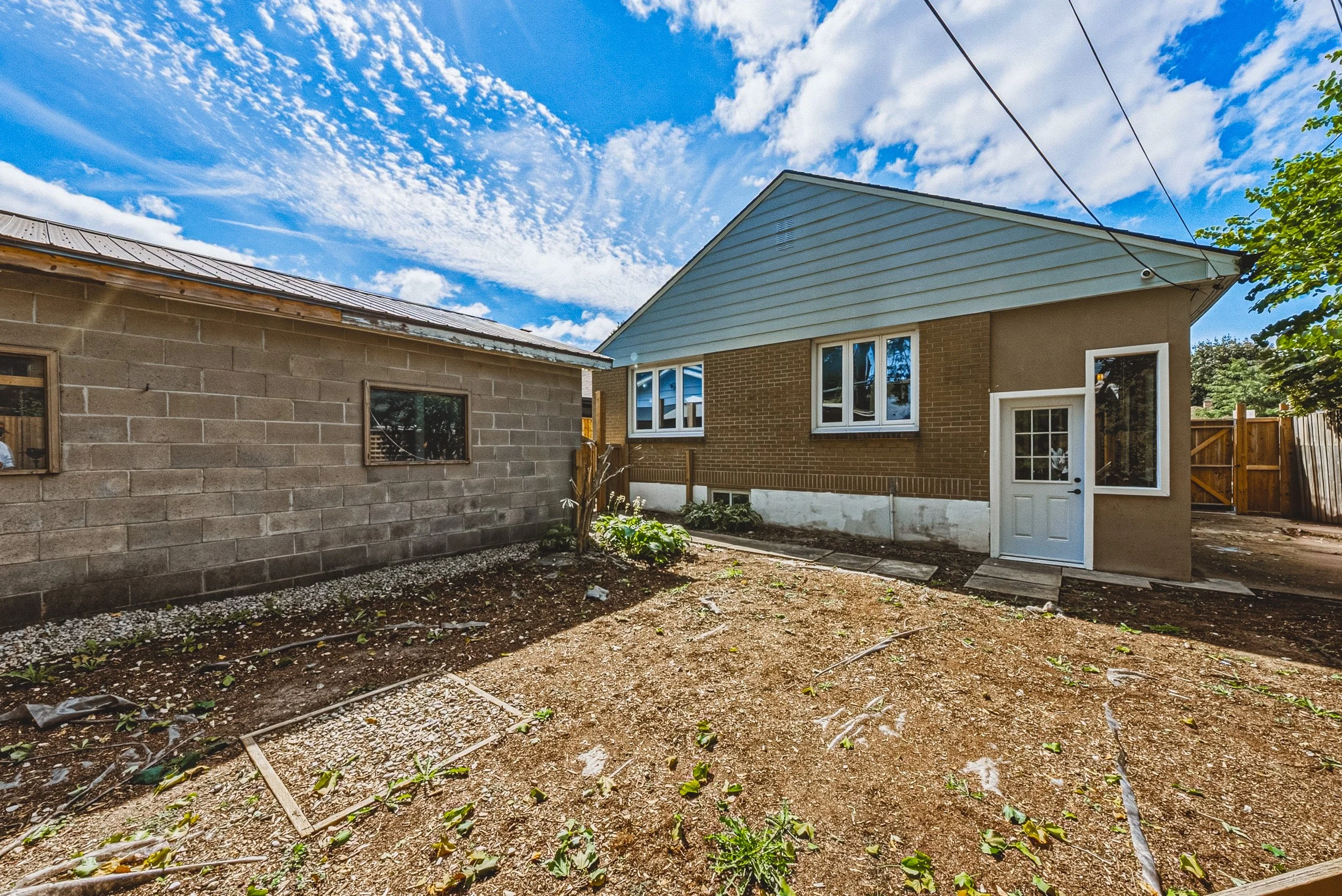 31 - 12 Stevenson Ave, London.jpg