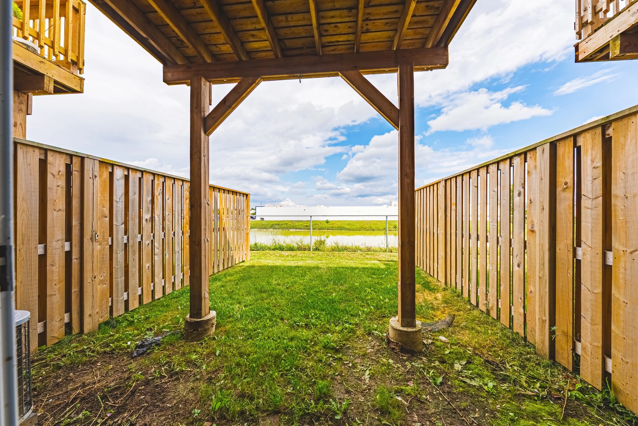 31 - 94 Laguna Village Cres, Hamilton.jpg