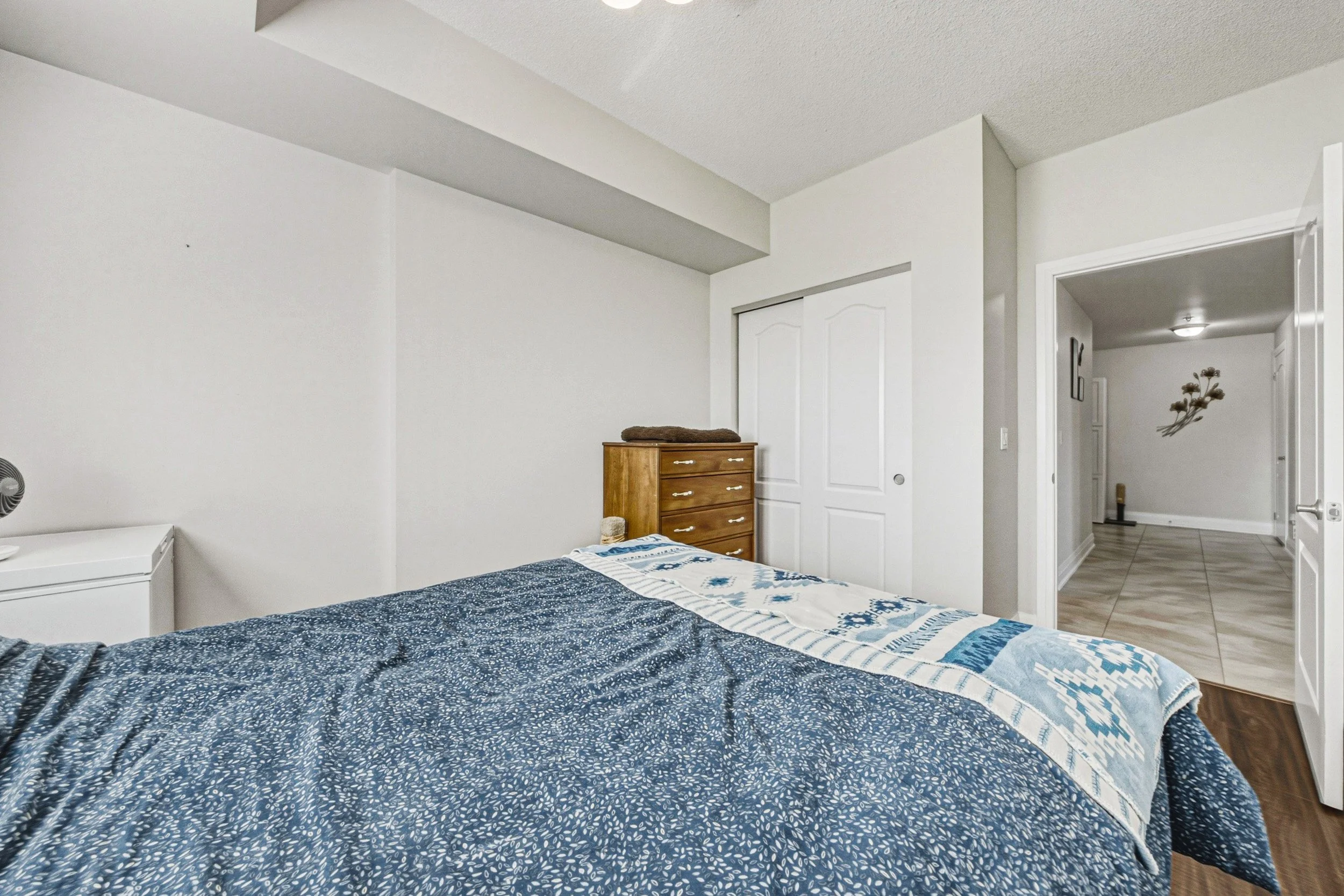 22 - 325 Highway 8 #308, Stoney Creek.jpg