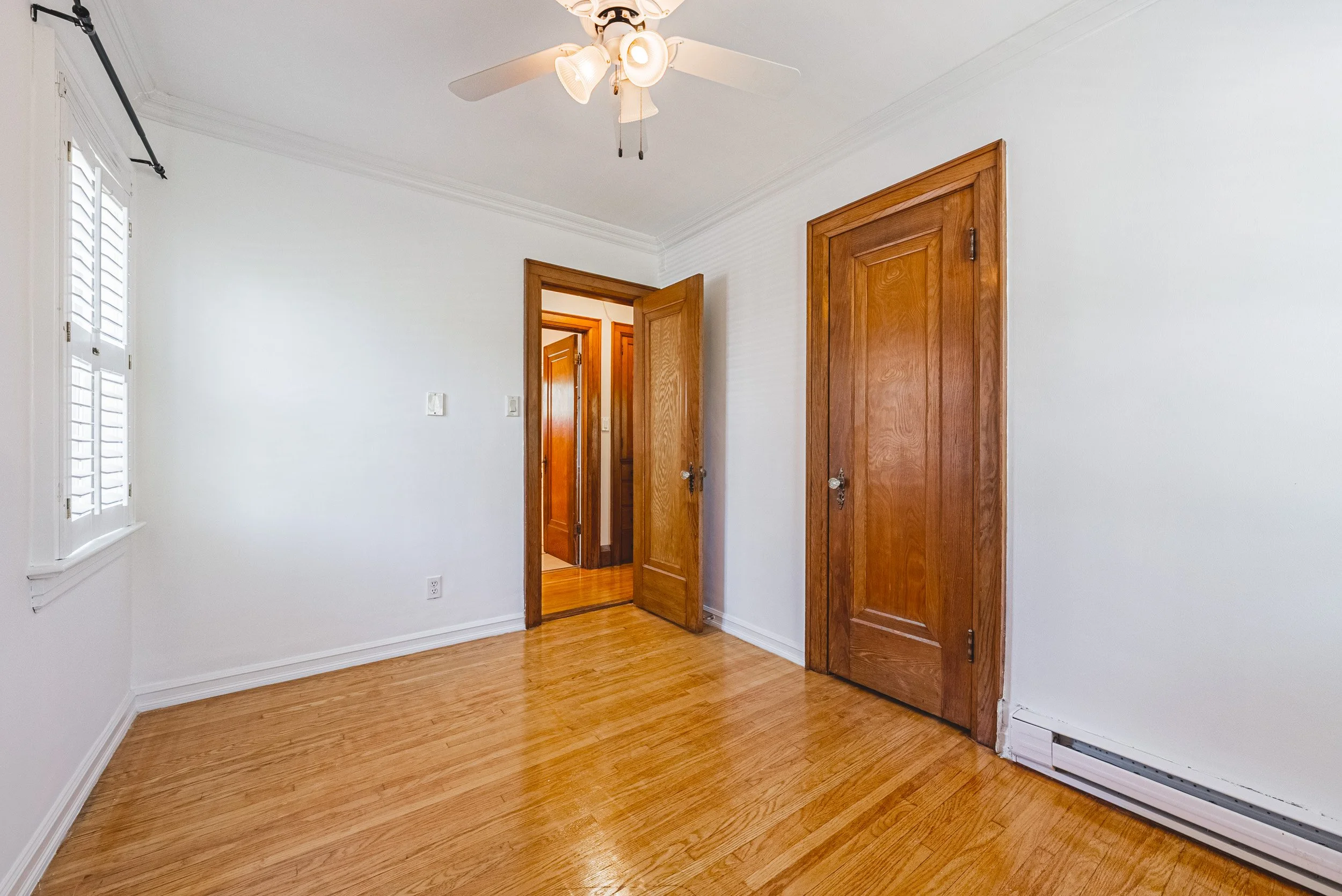 22 - 5039 Valley Way, Niagara Falls.jpg