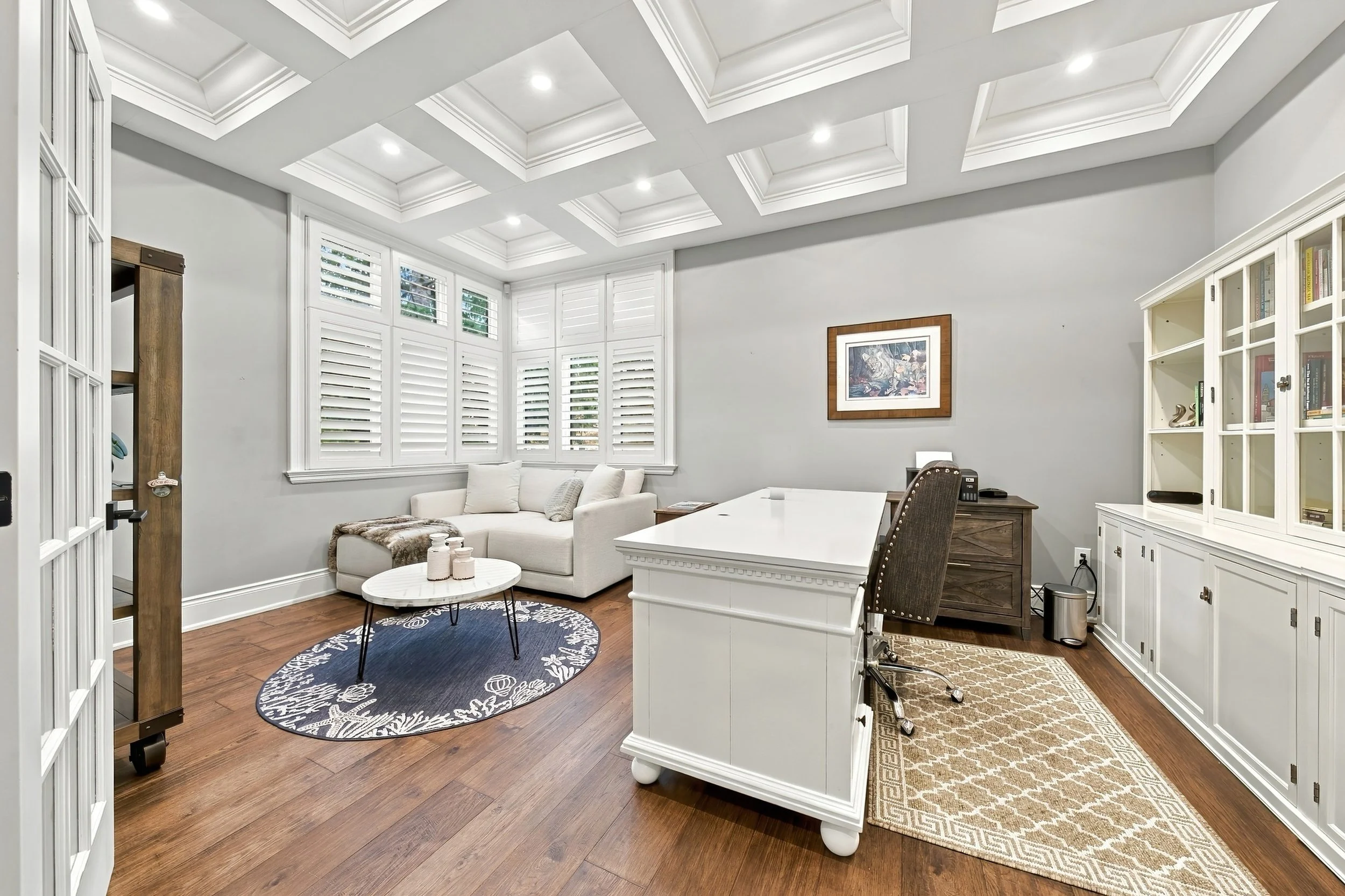 26 - 4369 Lakeshore Rd, Burlington.jpg
