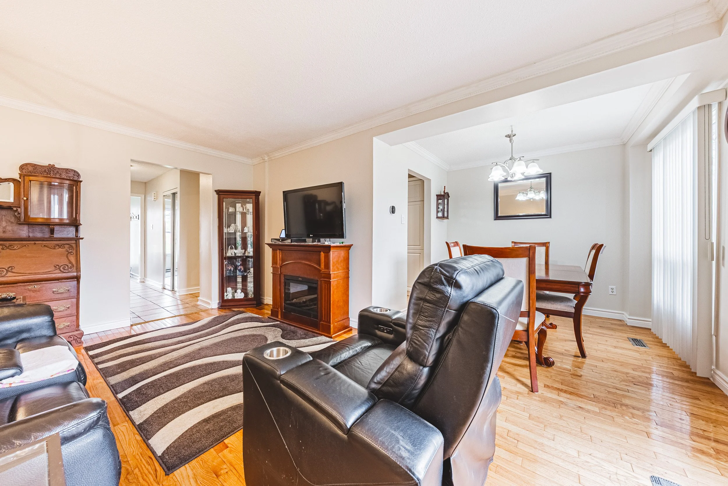 9 - 1576 Newlands Cres #60, Burlington.jpg