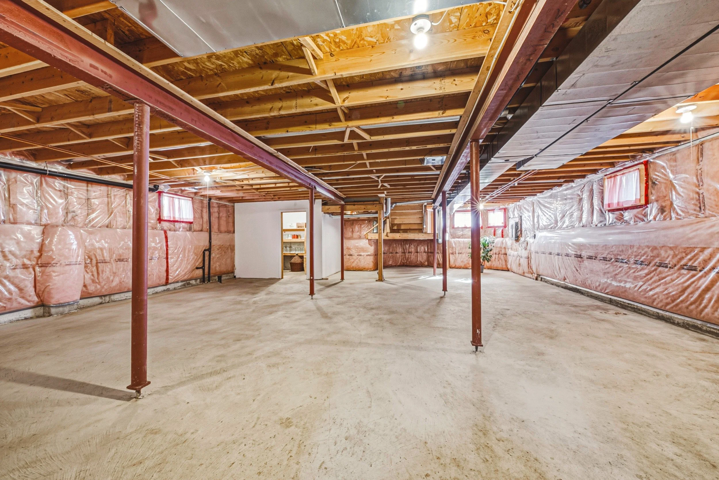 26 - 237 Mountainberry Rd, Brampton.jpg